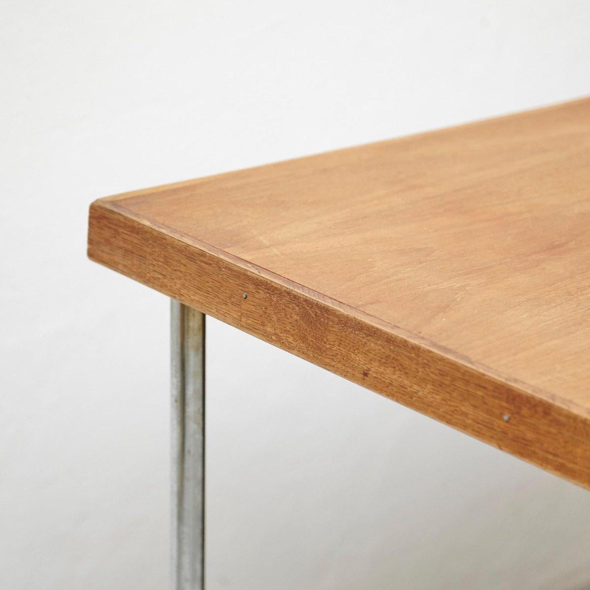 Bauhaus Large Desk in Wood and Tubular Metal, circa 1930 in vendita 10