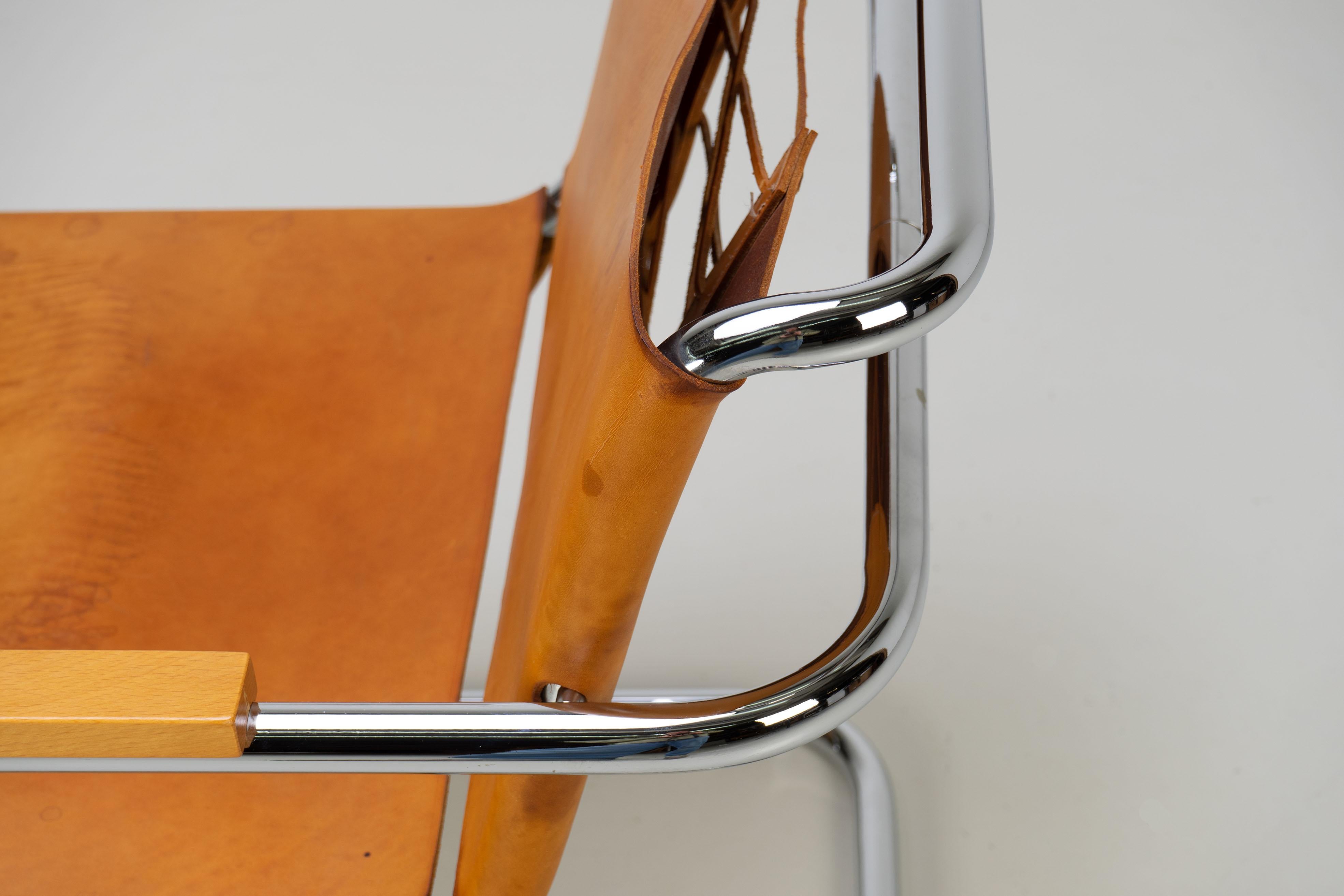 Bauhaus Leather Cantilever Chairs by Franco Albini Triennale, 1933 3