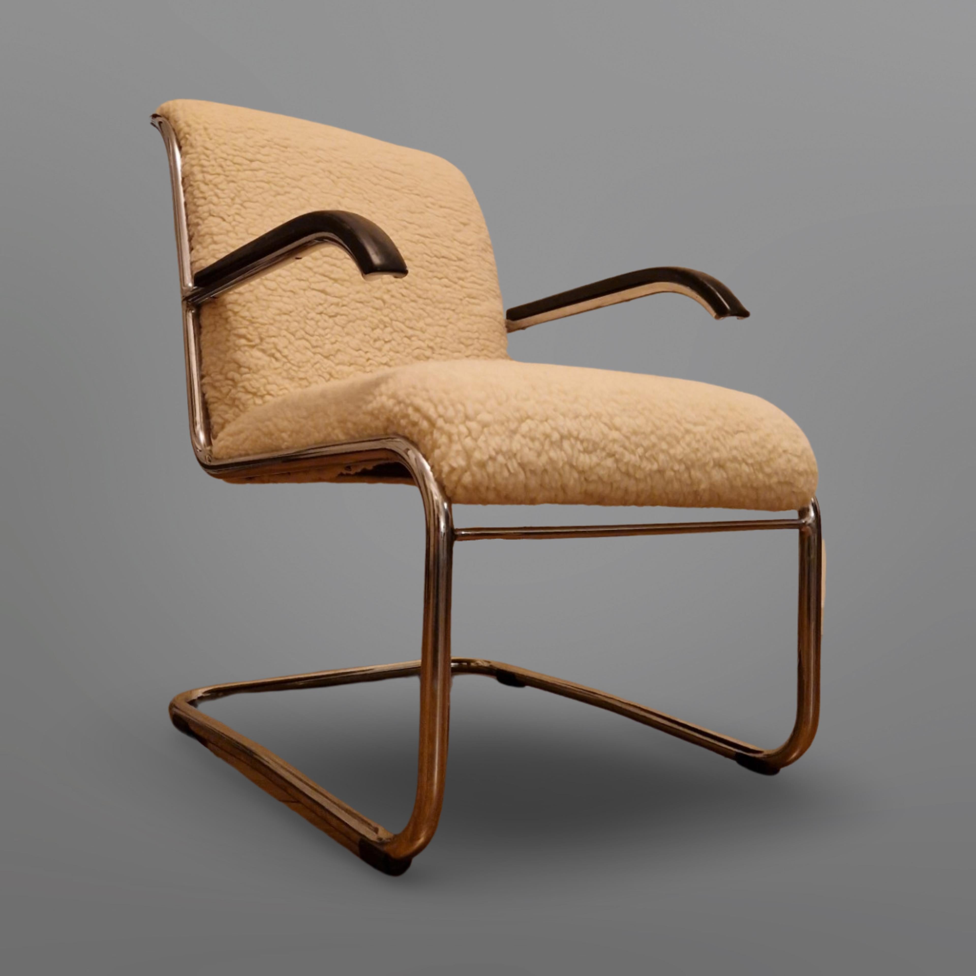 Bauhaus lounge chair with wool teddy upholstery, Netherlands 1930s 2