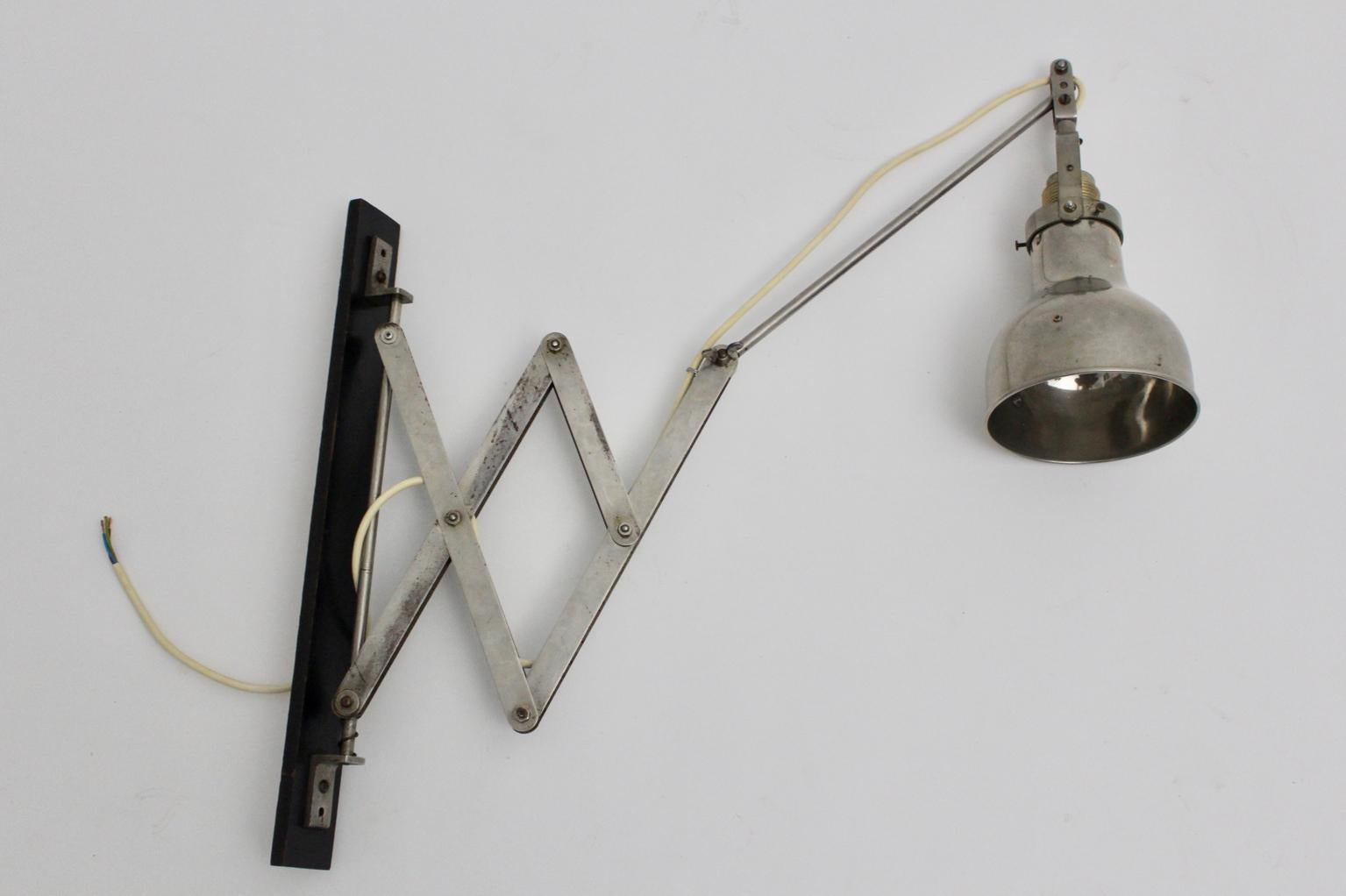 Bauhaus Metal Wall Scissor Lamp Art Deco Era, 1930 For Sale 2