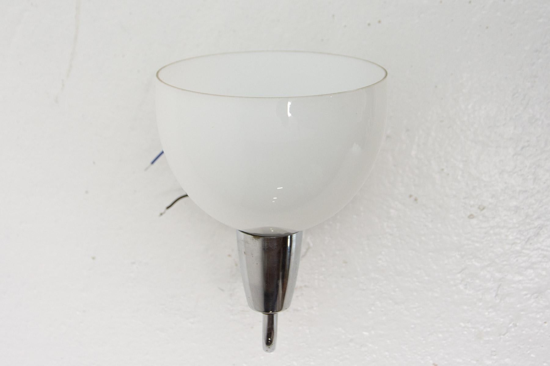  Bauhaus Mid century Chrome wall lamp, Czechoslovakia, 1930´s For Sale 3