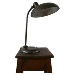 Deutsche Bauhaus-Tischlampe aus der Mitte des Jahrhunderts, Kaiser Idell, Bauhaus