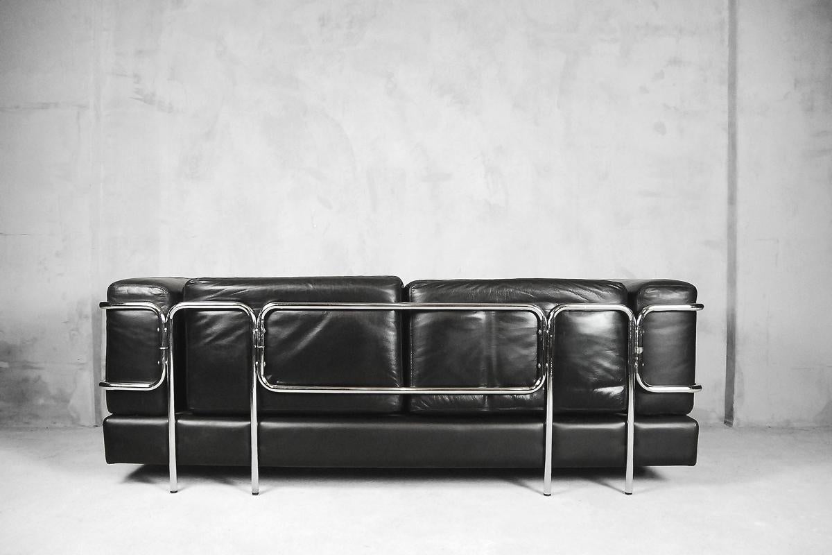 Bauhaus Minimalist Leather Tubular Sofa by Pethrus Lindlöf for Lindlöfs Möbler For Sale 9