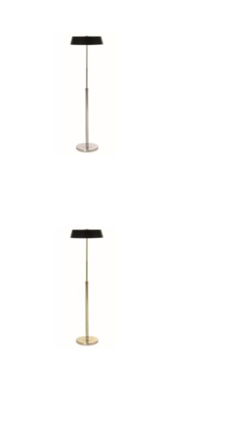 Le lampade da terra S-ER 193 sono particolari corpi luminosi dallo stile contemporaneo e moderno, caratterizzato da curve dolci e linee decise, che mirano a creare un ambiente elegante, accogliente e raffinato.
 
Questa lampada da terra, in ottone