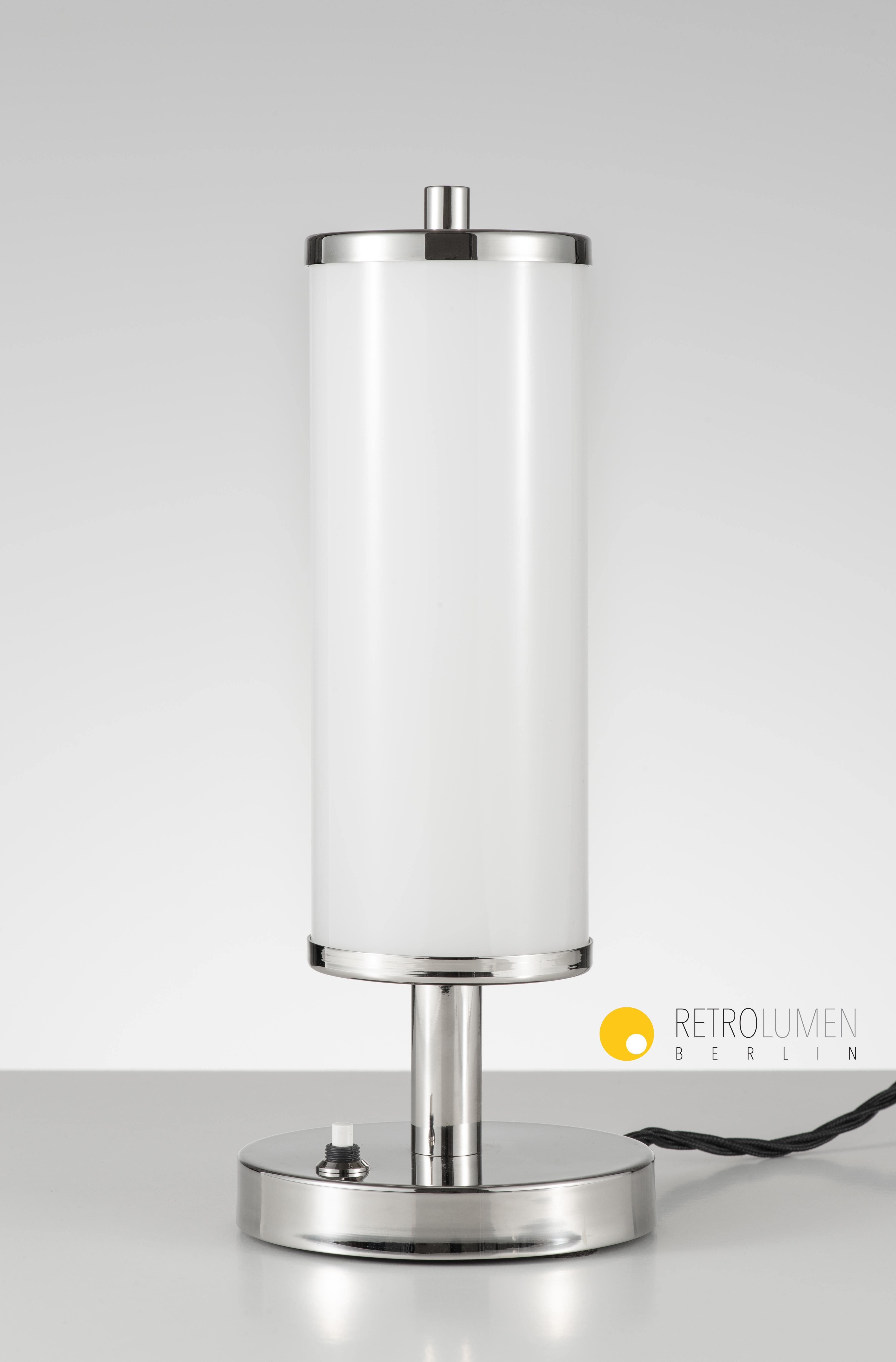 German Bauhaus Modernist table lamp manufactured by RETROLUMEN-BERLIN For Sale