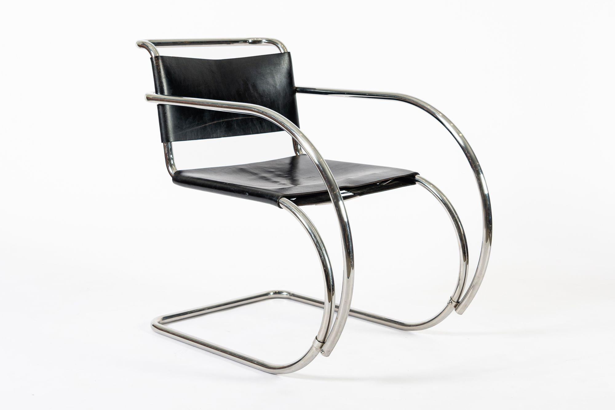 Fauteuils en cuir noir Bauhaus MR 20 par Mies van der Rohe pour Knoll, 1979 en vente 4