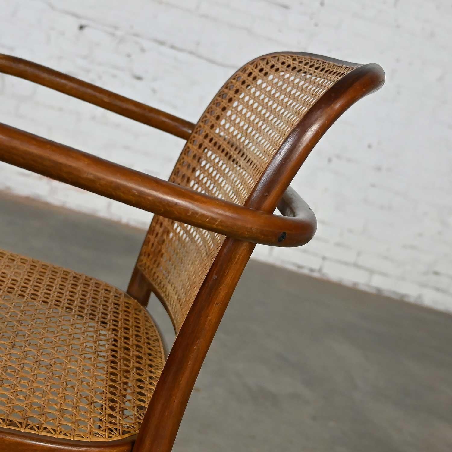 Bauhaus Oak Bentwood & Cane Josef Hoffman Prague 811 Chair for Stendig by Thonet 2