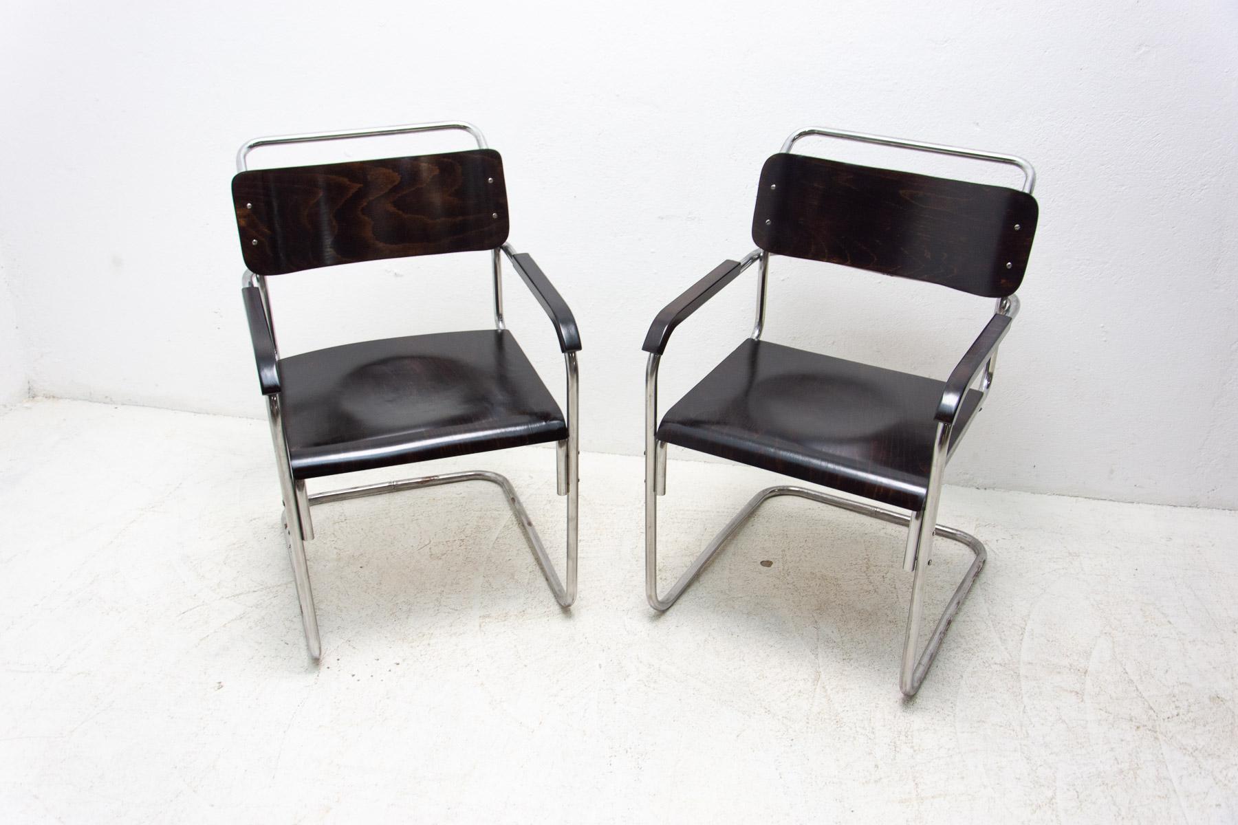 Czech Bauhaus Office Chairs by Robert Slezák for Baťa, 1930´s, Set of 2