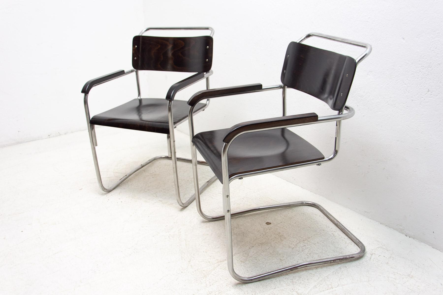 20th Century Bauhaus Office Chairs by Robert Slezák for Baťa, 1930´s, Set of 2