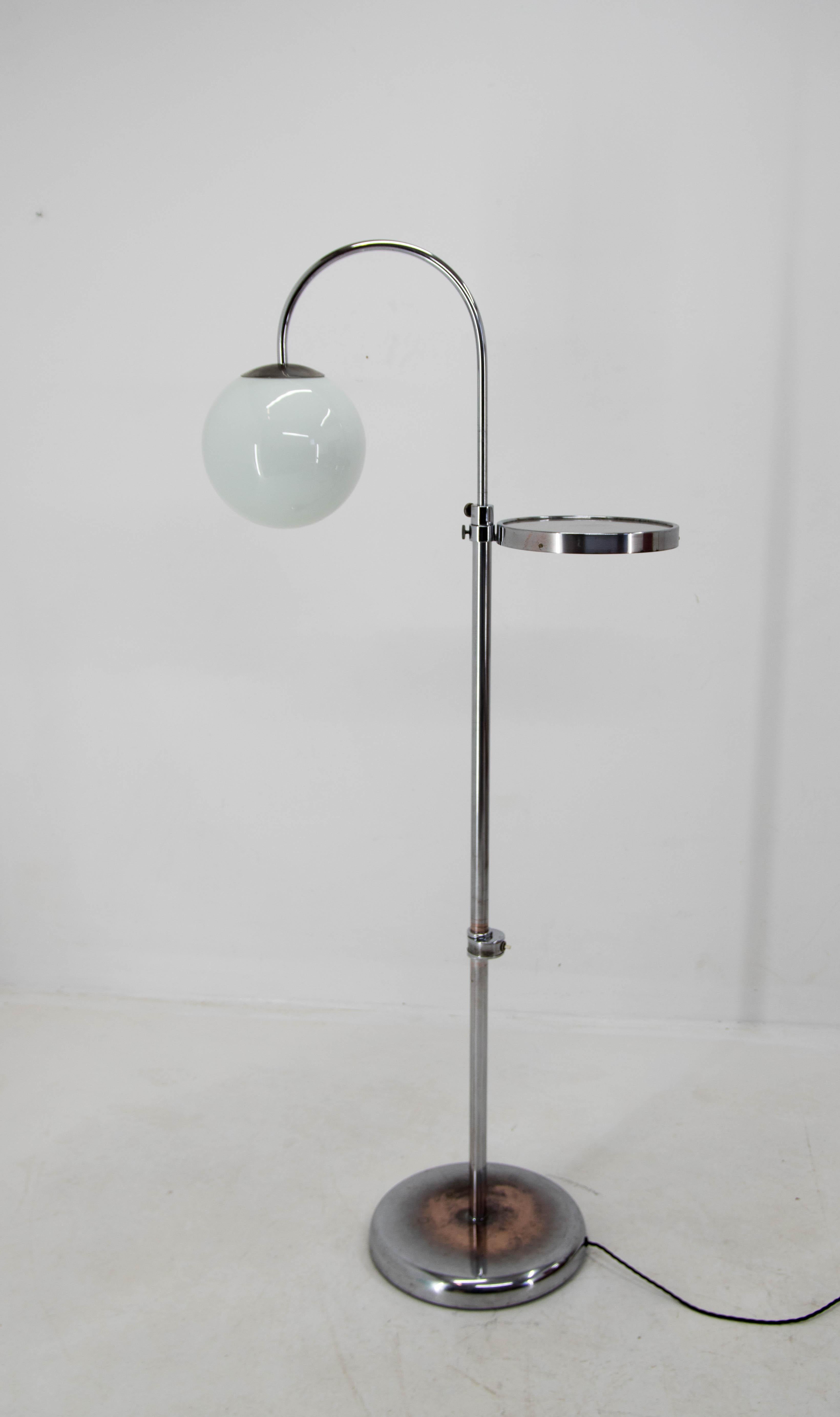Bauhaus or Functionalist Floor Lamp with Adjustable Height, 1940s 1