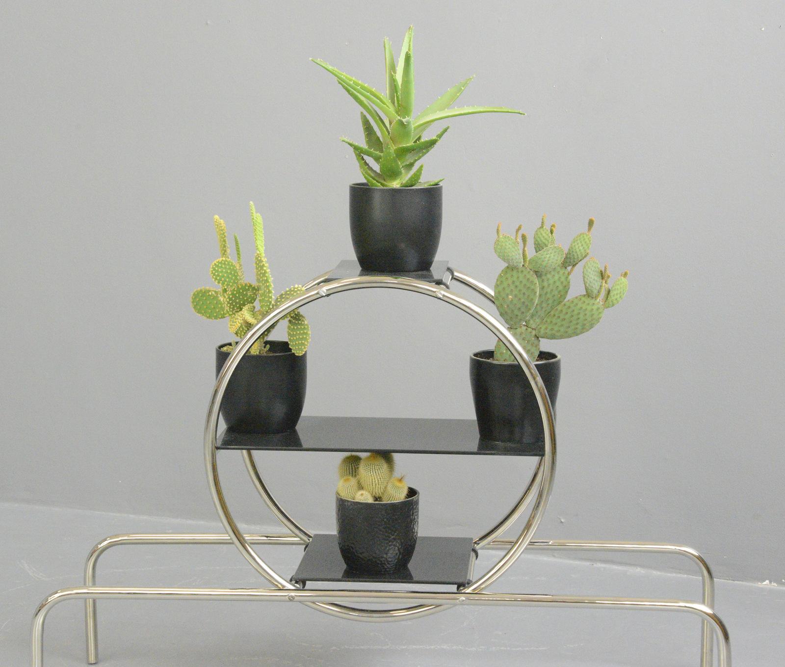 Bauhaus Plant Stand by Emile Guyot for Thonet, Circa 1930s For Sale 3