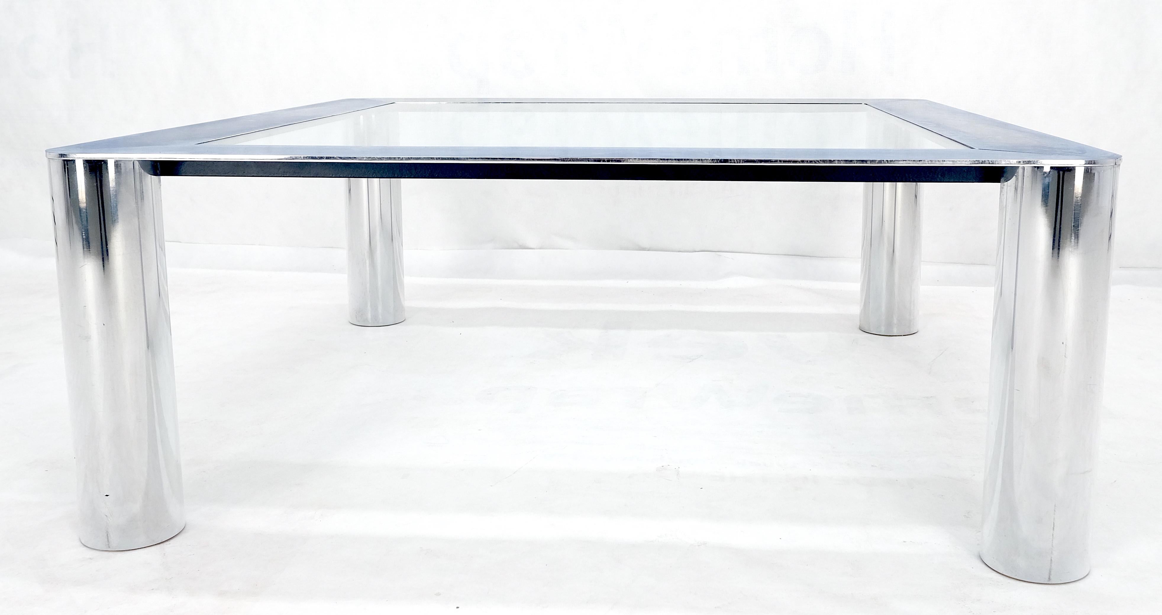Table basse carrée 36