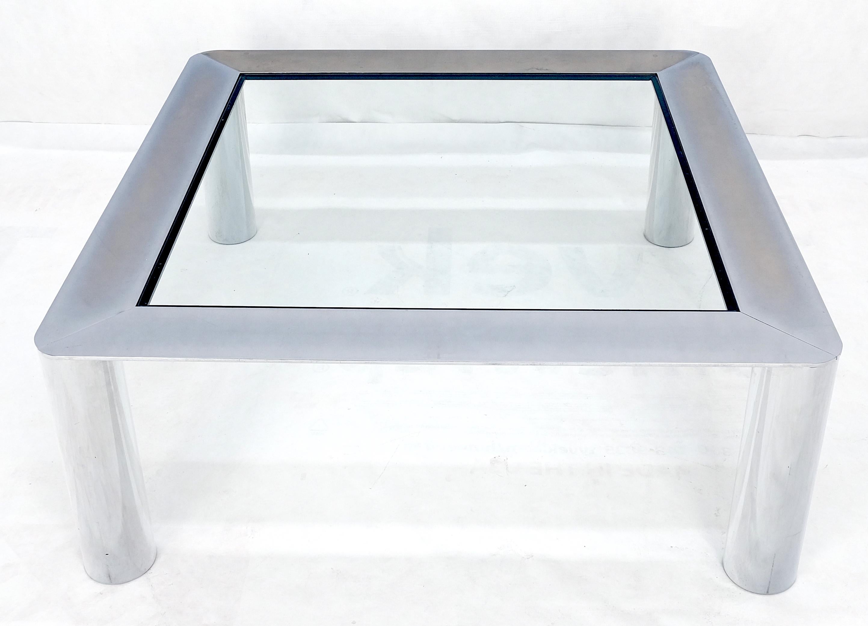Table basse carrée 36