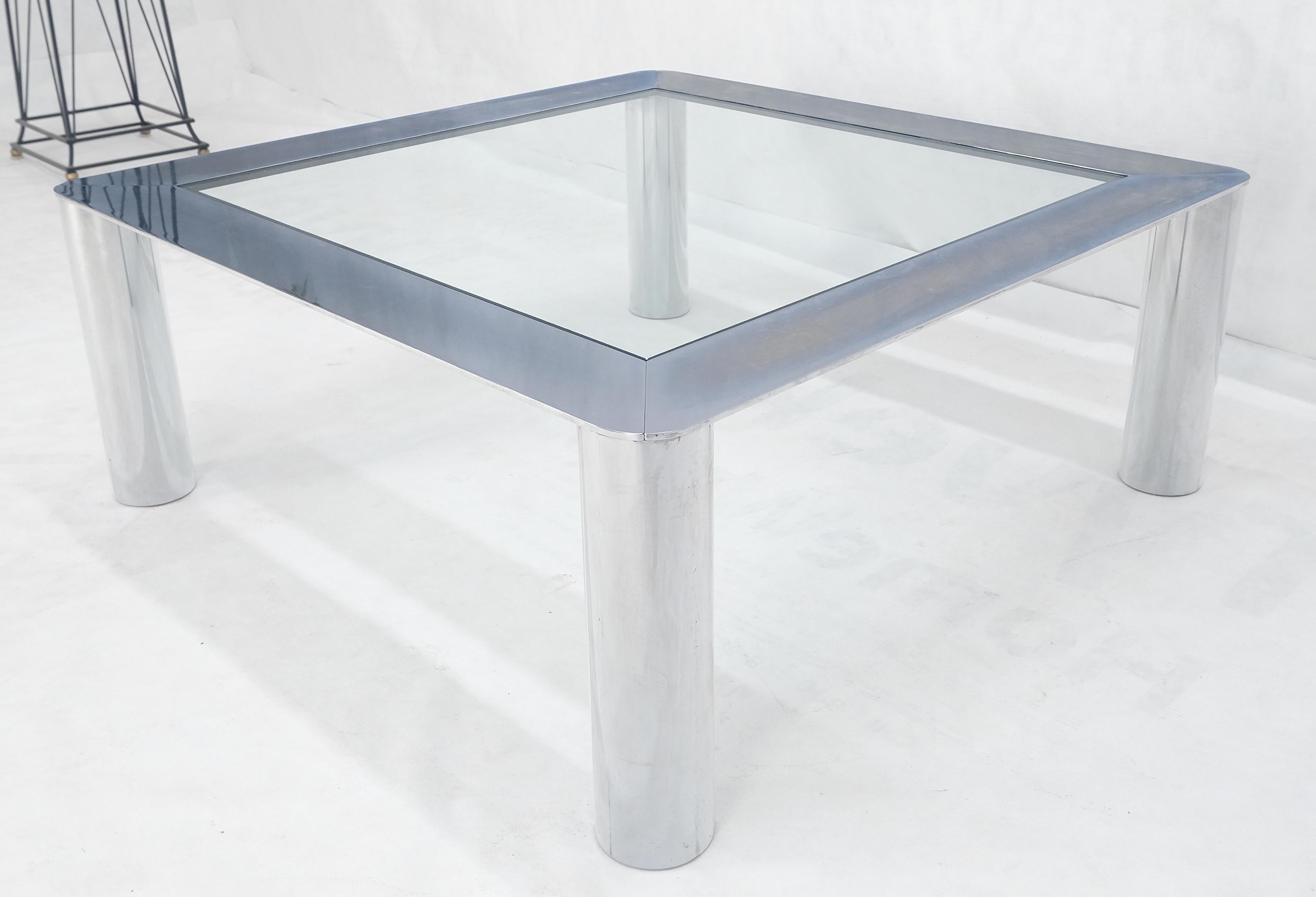 Table basse carrée 36