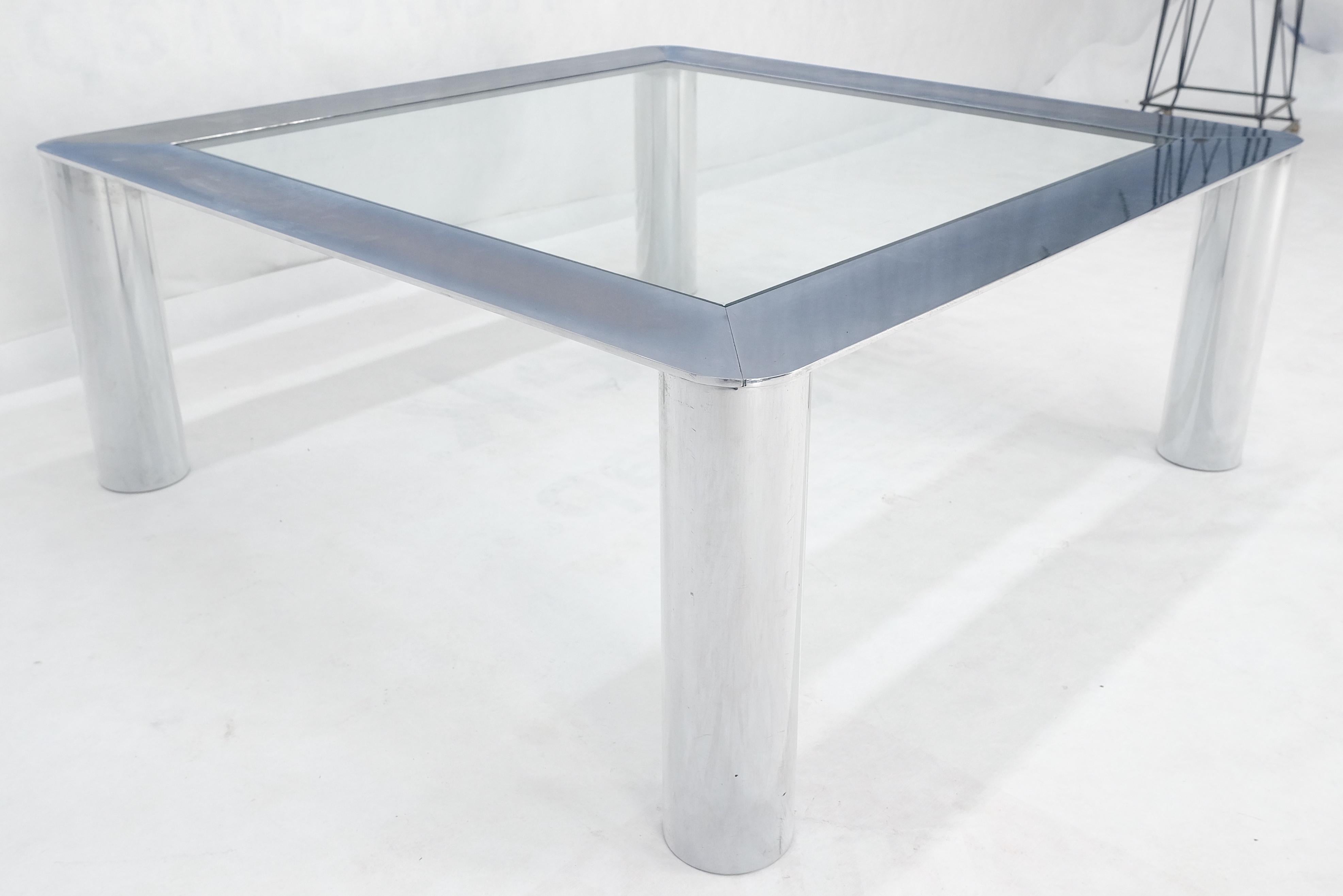 Table basse carrée 36