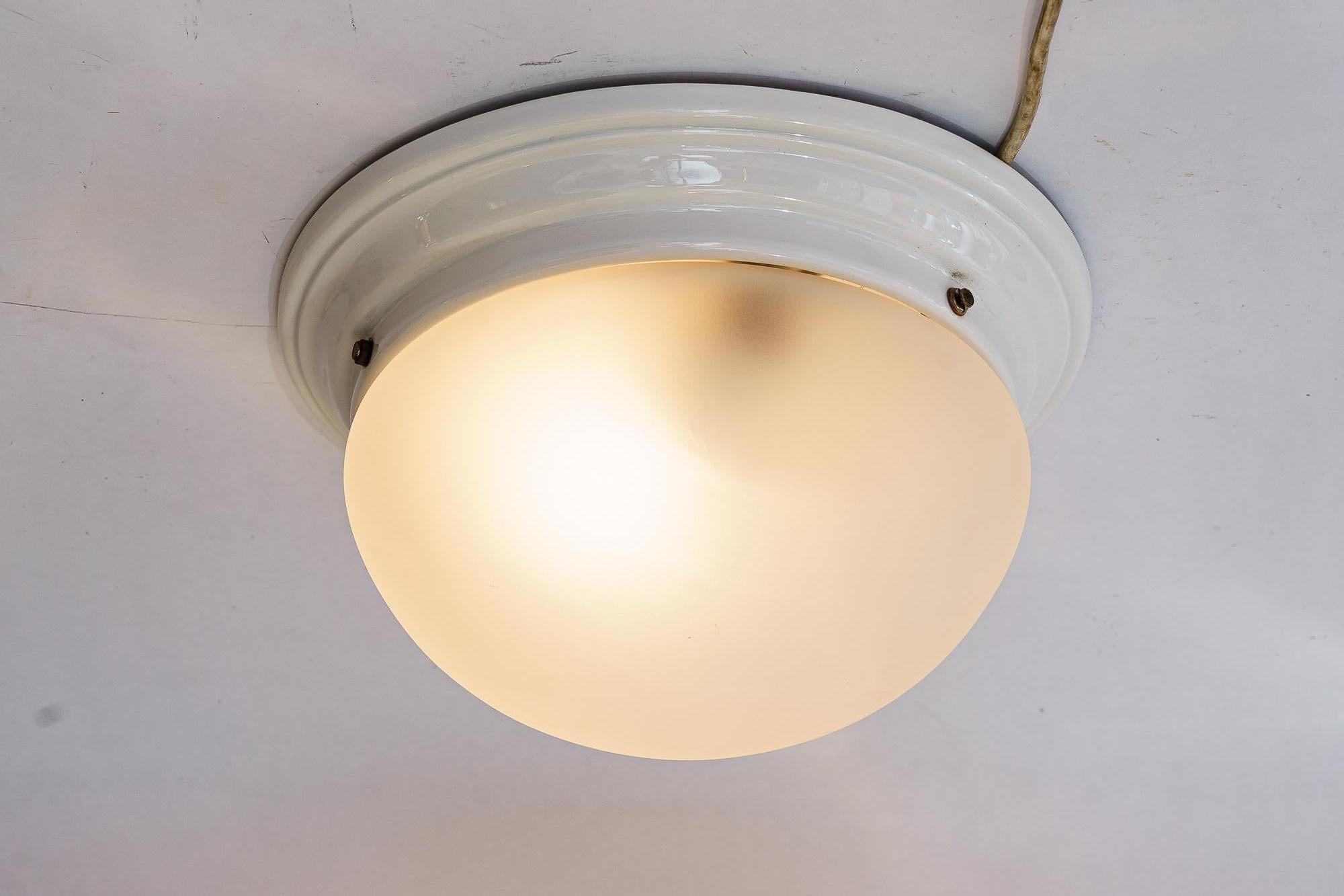 Bauhaus porcelain ceiling lamp germany around 1920s In Good Condition For Sale In Wien, AT