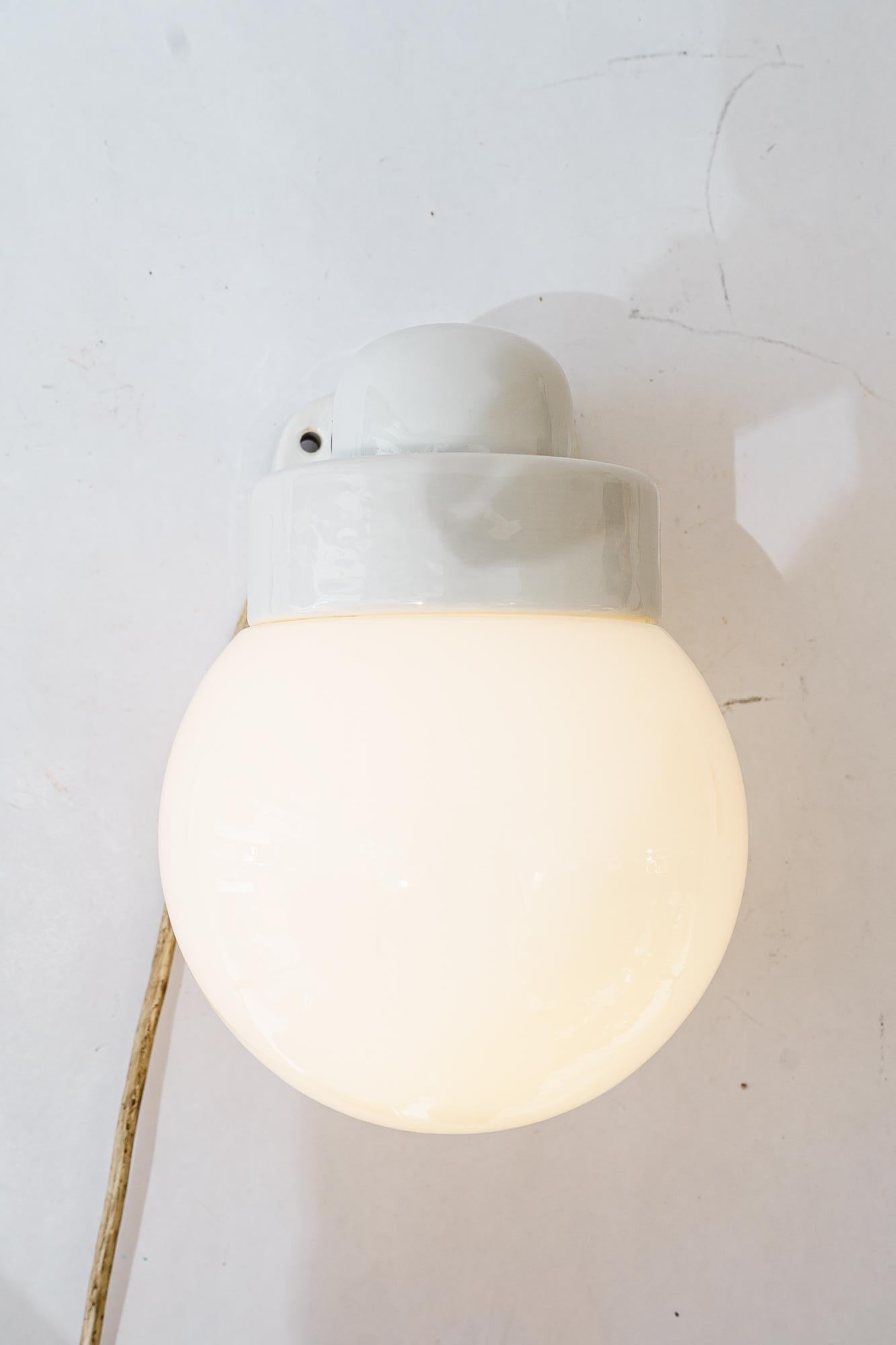 Bauhaus porcelain ceiling lamp germany around 1920s In Good Condition For Sale In Wien, AT