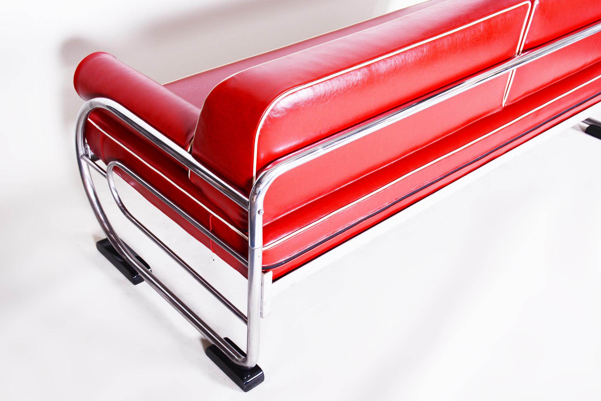 20th Century Bauhaus Red Tubular Chromed Steel Sofa by Robert Slezák, Design by Thonet, 1930s For Sale