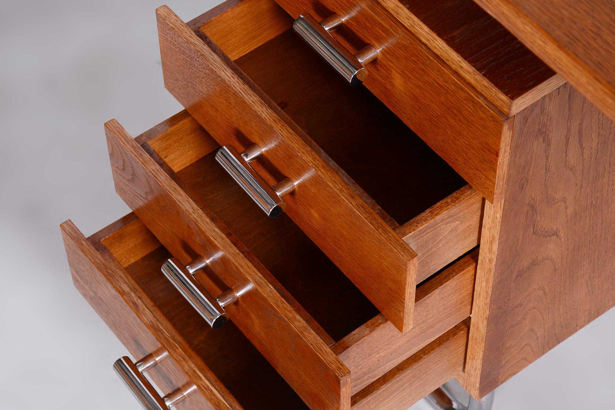 Bauhaus Restored Oak Writing Desk Made in 1930s by Robert Slezak, Czechia 10