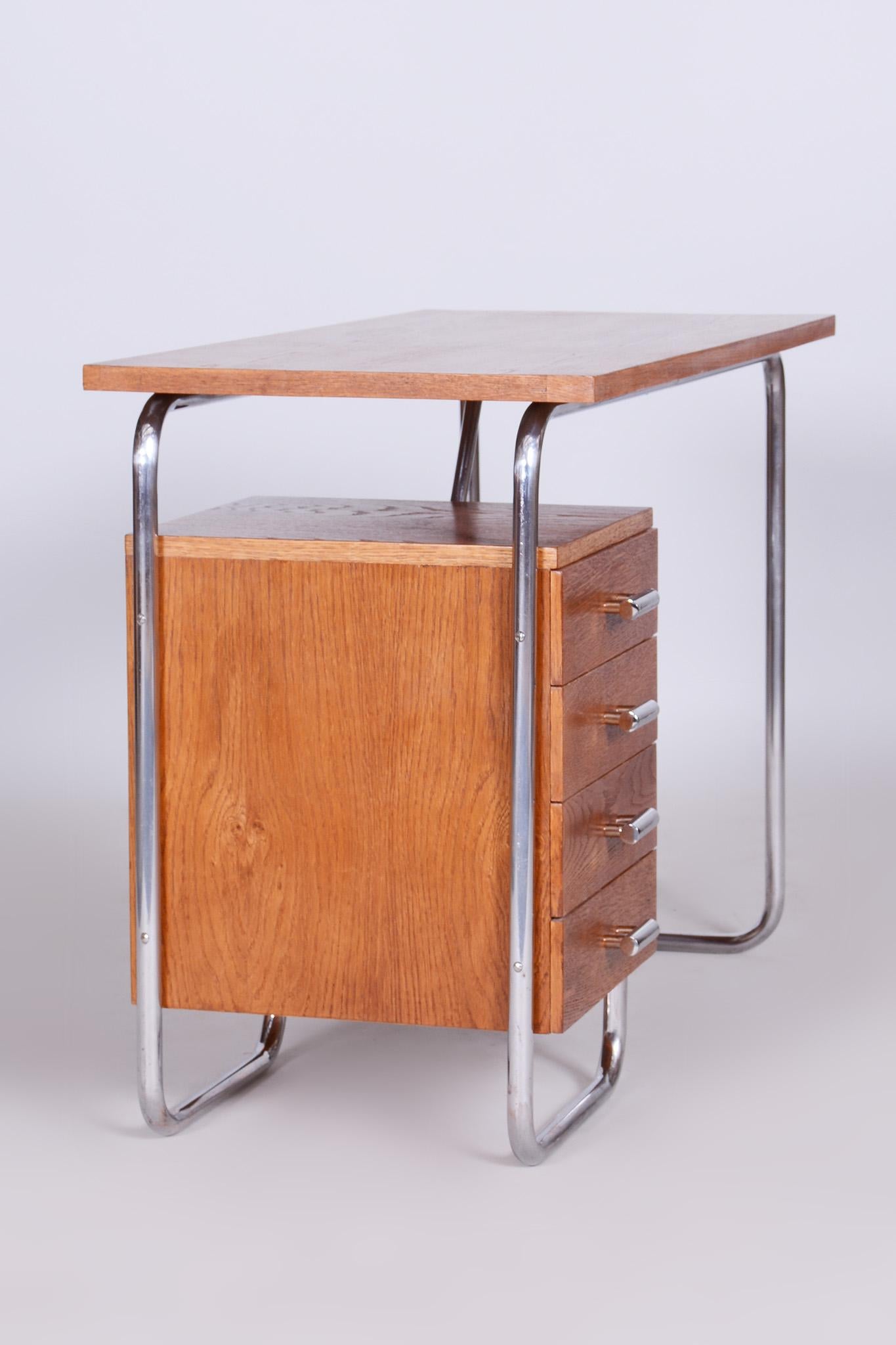 Bauhaus Restored Oak Writing Desk Made in 1930s by Robert Slezak, Czechia 4