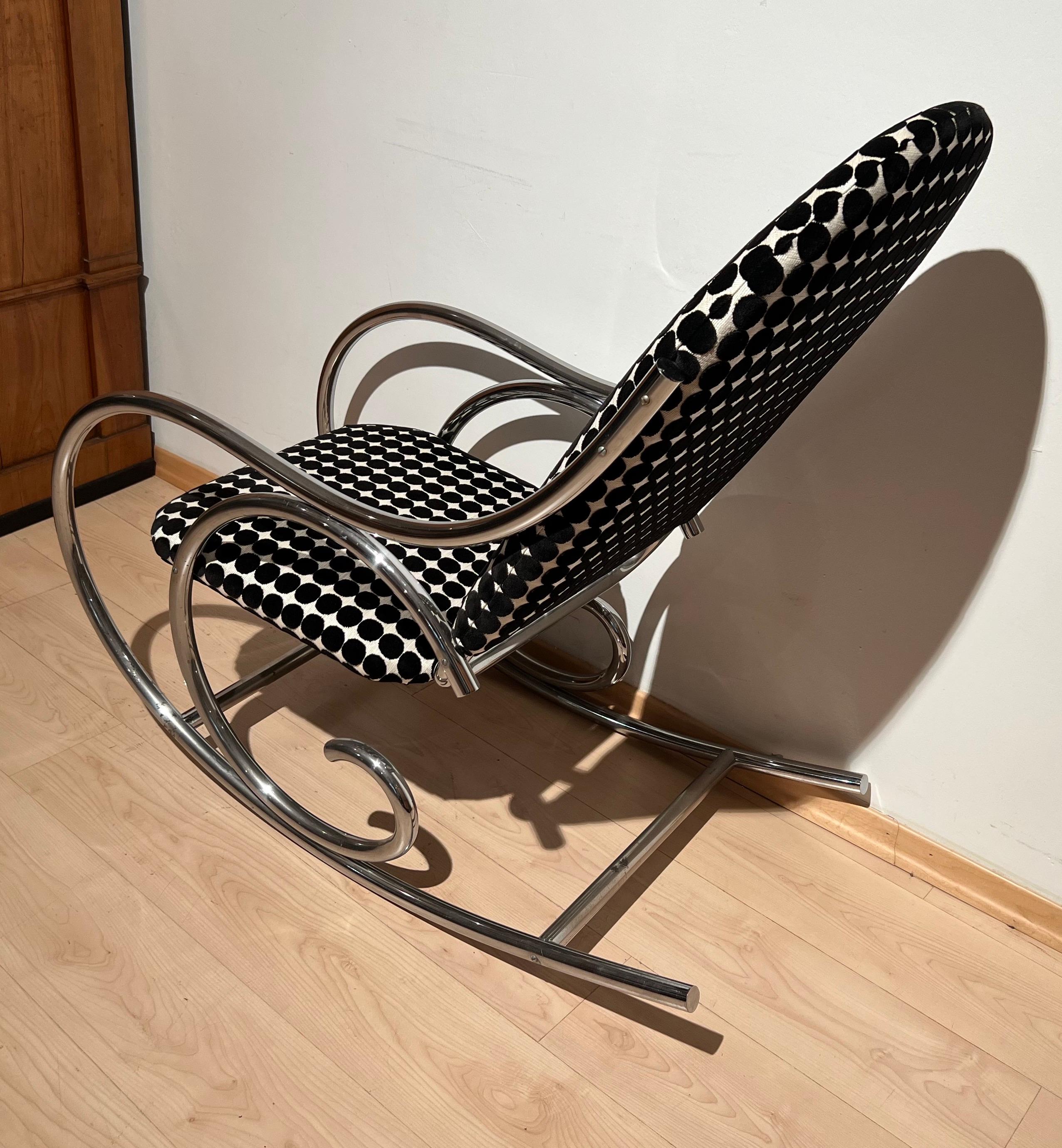 Mid-20th Century Bauhaus Rocking Chair, Chrome-Plated Steeltubes, Fabric, Germany, circa 1930