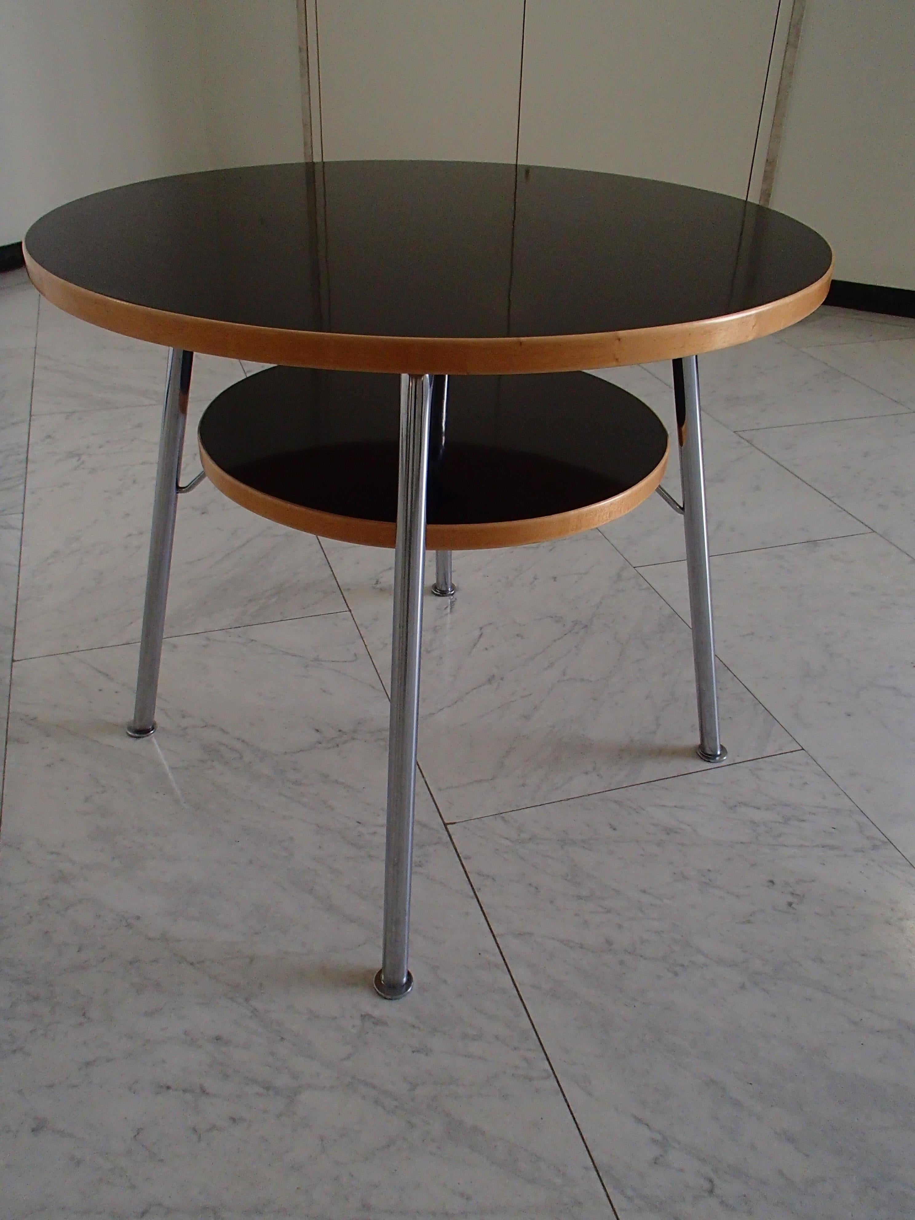 Bauhaus Round Center Table Birch and Black Kelko on Four Chrome Legs In Good Condition In Weiningen, CH