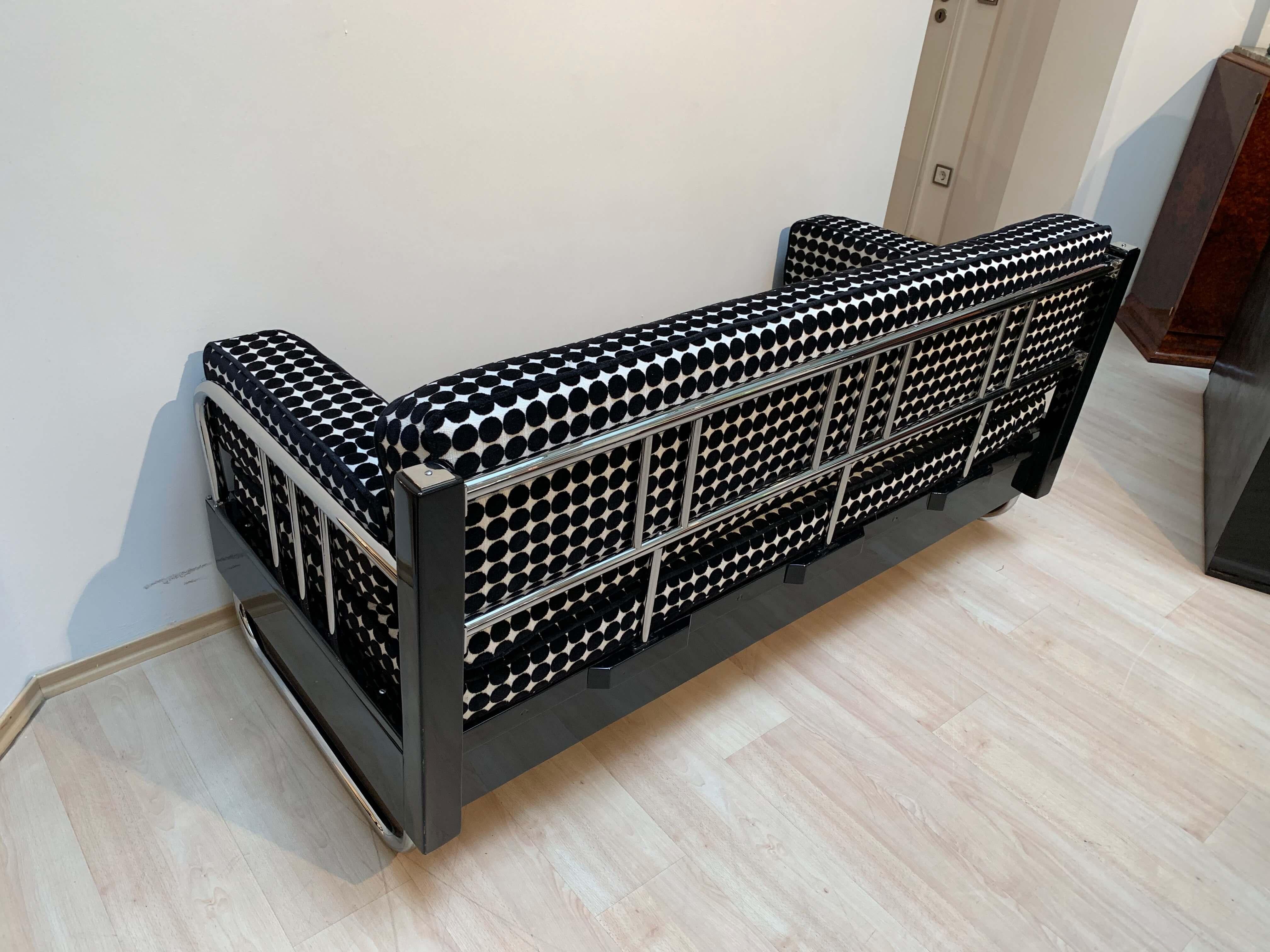 Bauhaus Sofa, Chromed Steeltubes and Black Lacquer, Germany circa 1930 8