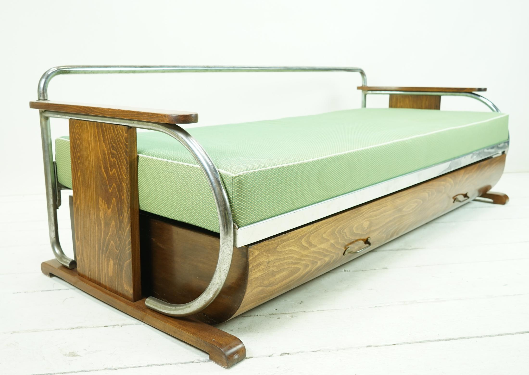 Canapé/lit Bauhaus de Gottwald avec boîte à tiroirs, 1935 en vente 1