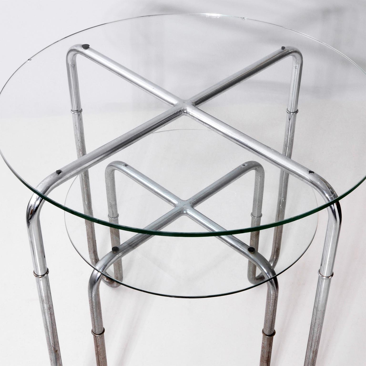 Runder Bauhaus-Tisch aus Stahl und Glas von Josef & Leopold Quittner, Wien, um 1930 (Mitte des 20. Jahrhunderts) im Angebot