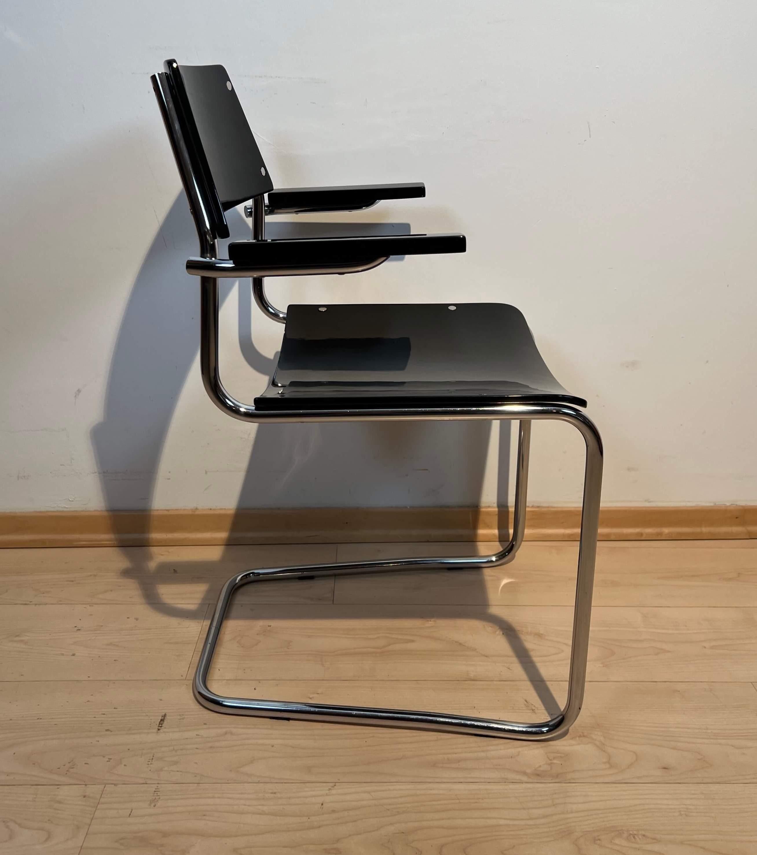 Bauhaus-Sessel aus Stahlrohr von Mauser, schwarzer Lack, Nickel, Deutschland um 1940 im Zustand „Hervorragend“ in Regensburg, DE