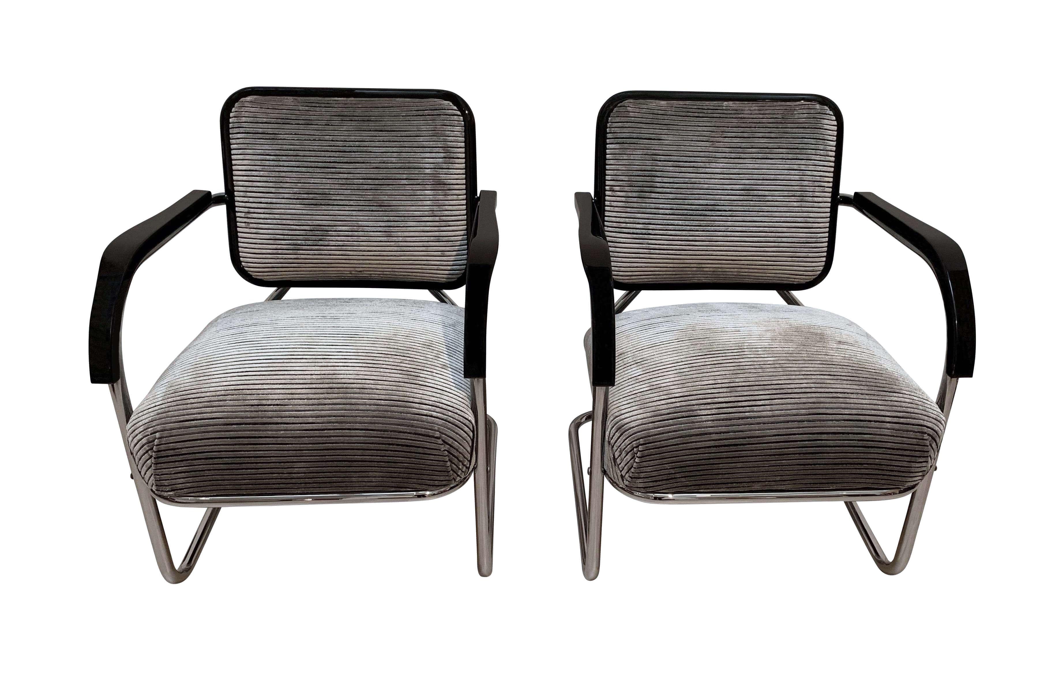 Bauhaus Cantilever Steeltube Chair, Nickel, Black, Velvet, Germany, circa 1930 In Excellent Condition In Regensburg, DE