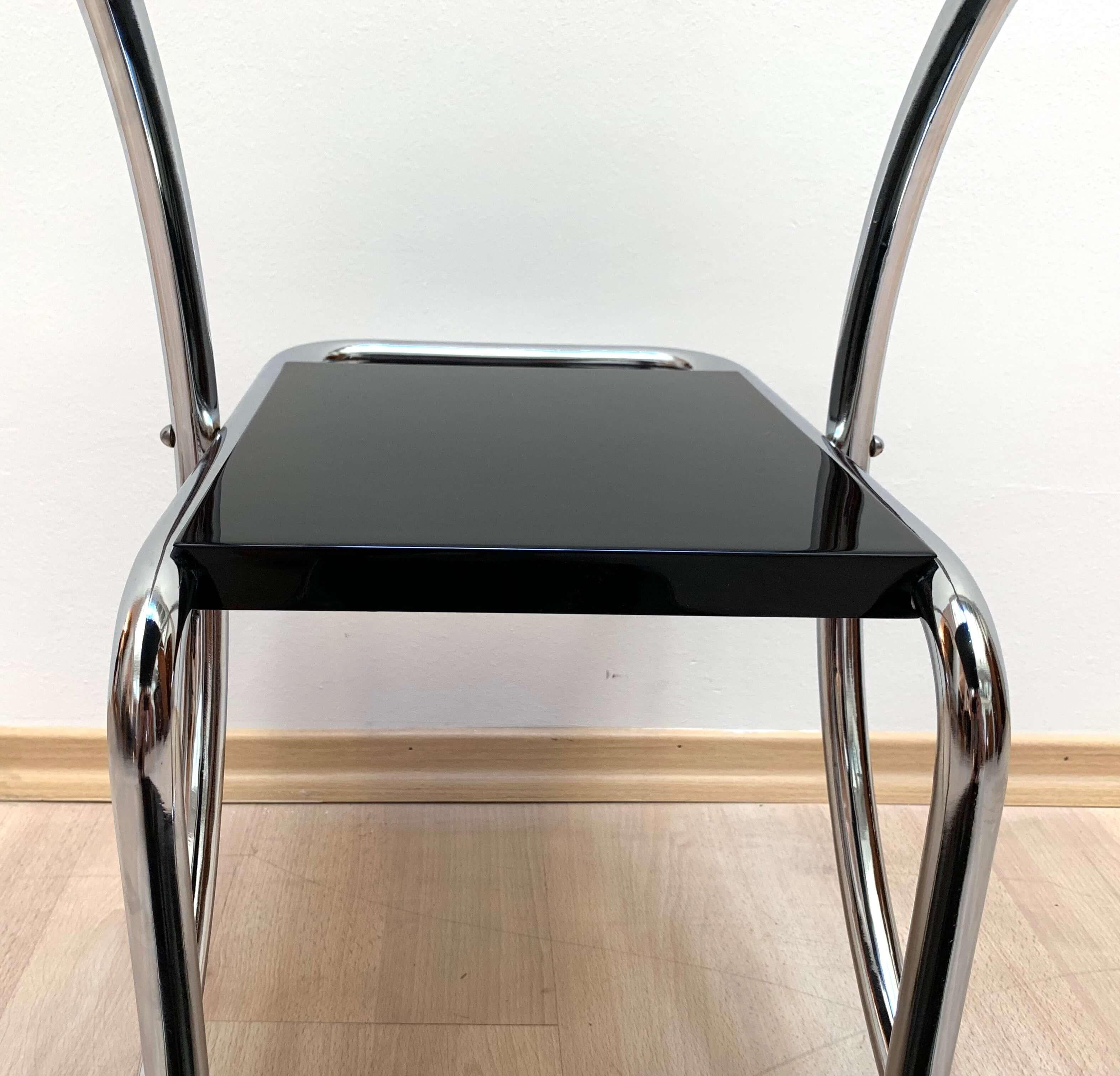 Bauhaus Steeltube Étagère, Nickel and Black Lacquer, Germany/Czechia, 1930s For Sale 4
