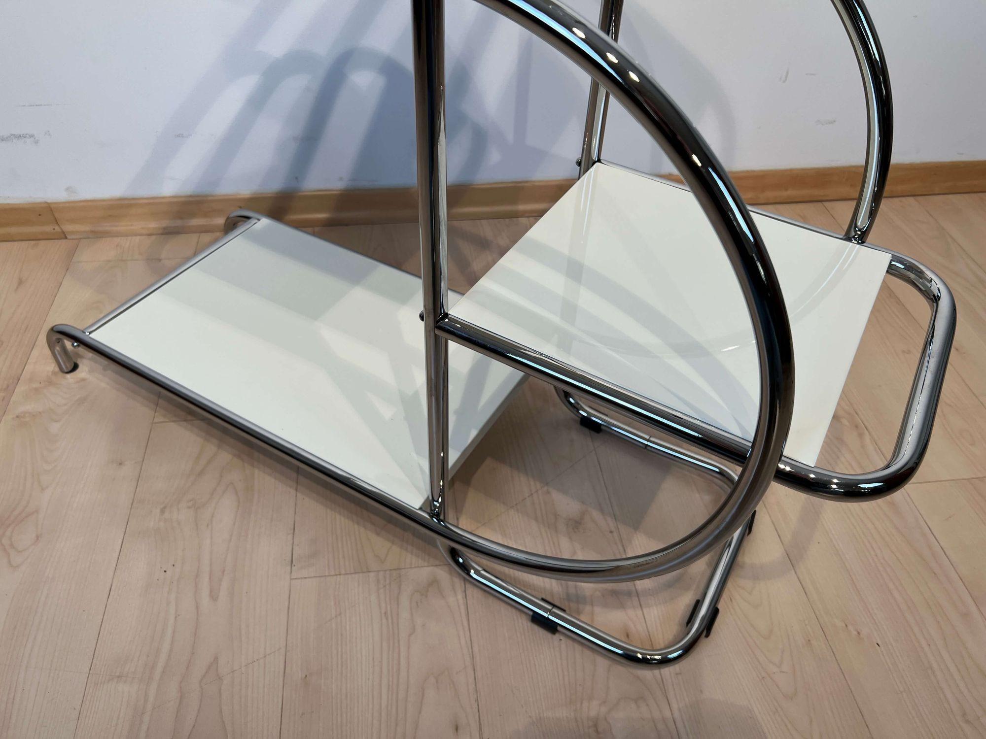 Bauhaus Steeltube Etagere, Creme-White Lacquer, Nickel Plate, Germany, 1930s For Sale 7