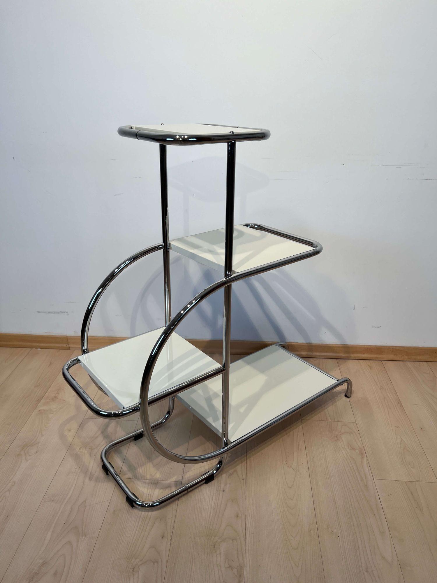 Mid-20th Century Bauhaus Steeltube Etagere, Creme-White Lacquer, Nickel Plate, Germany, 1930s For Sale