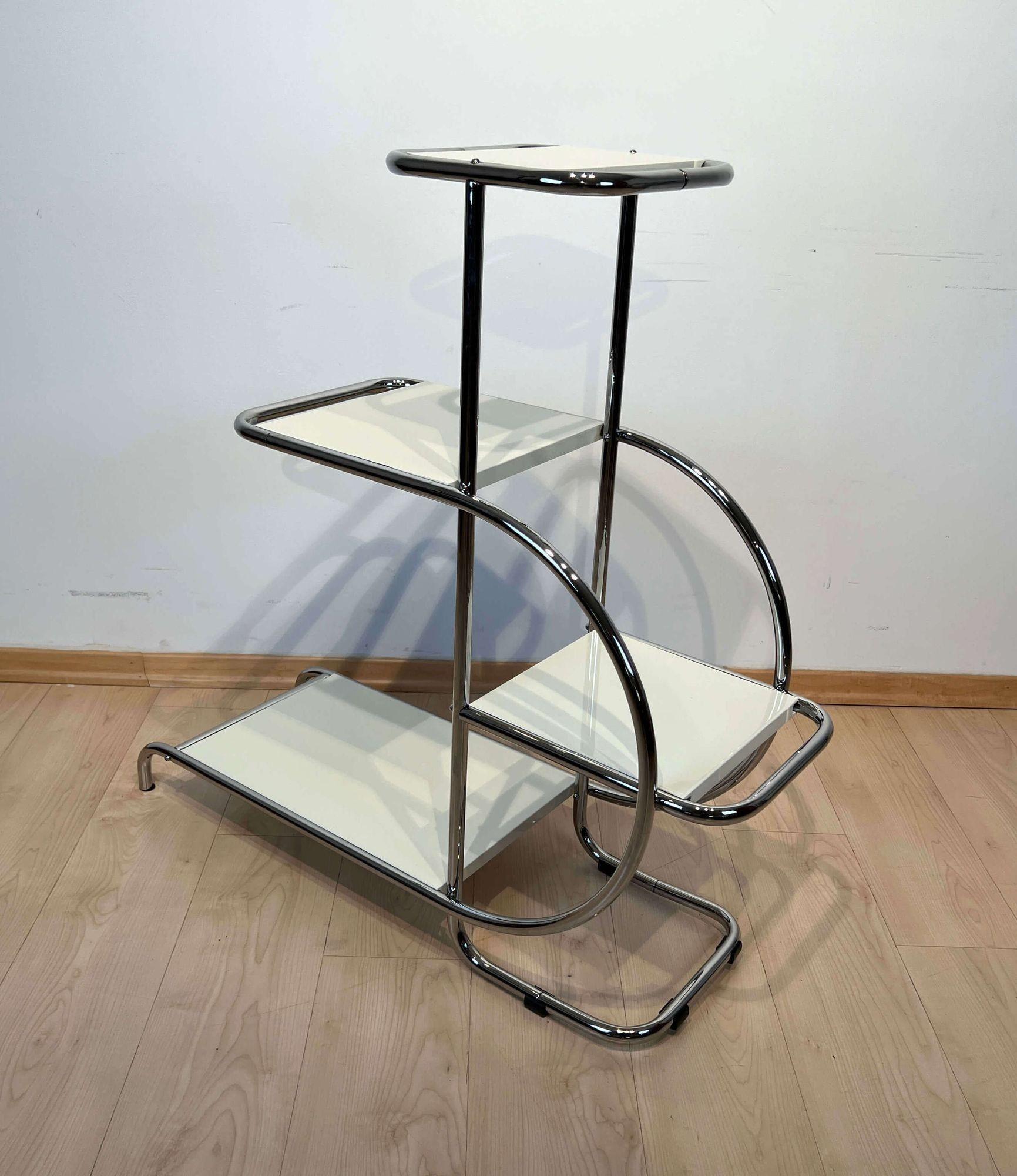 Bauhaus Steeltube Etagere, Creme-White Lacquer, Nickel Plate, Germany, 1930s For Sale 3