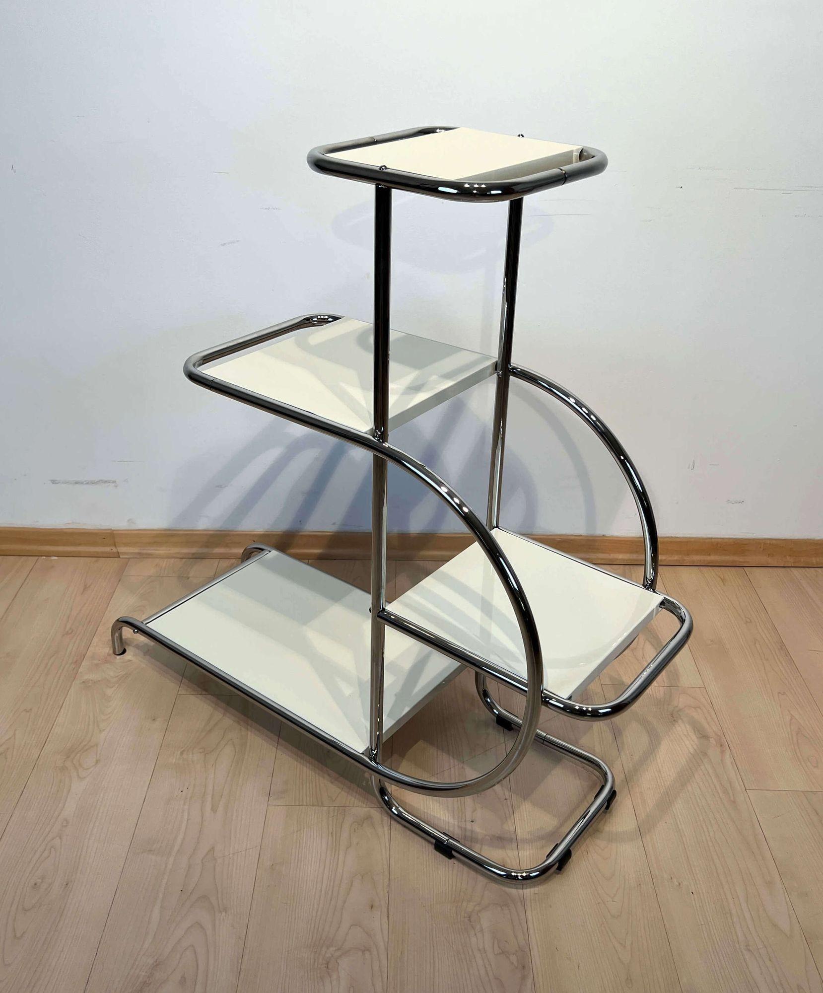Bauhaus Steeltube Etagere, Creme-White Lacquer, Nickel Plate, Germany, 1930s For Sale 4