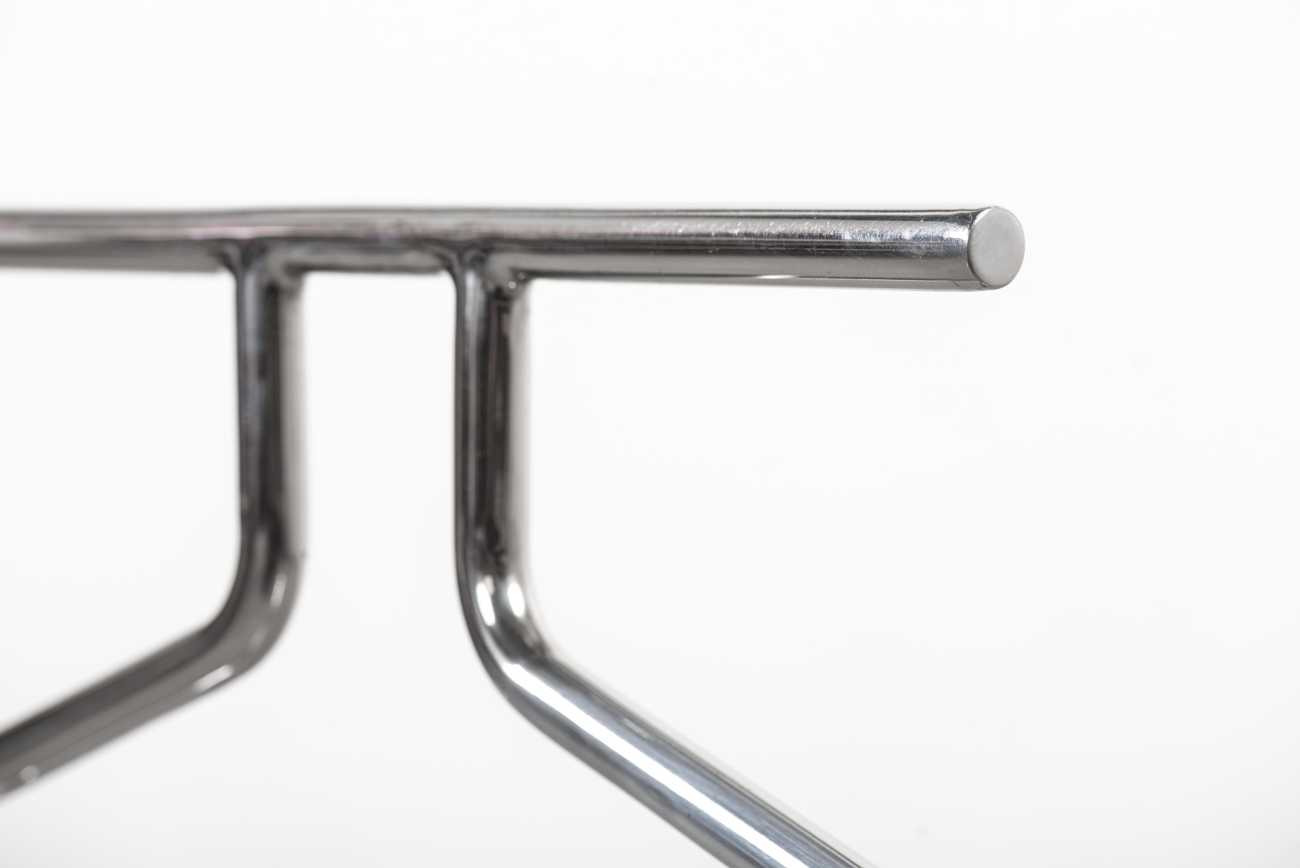 Mid-20th Century Bauhaus-style 1930’s Chrome-Plated Tubular Steel Coat Rack For Sale