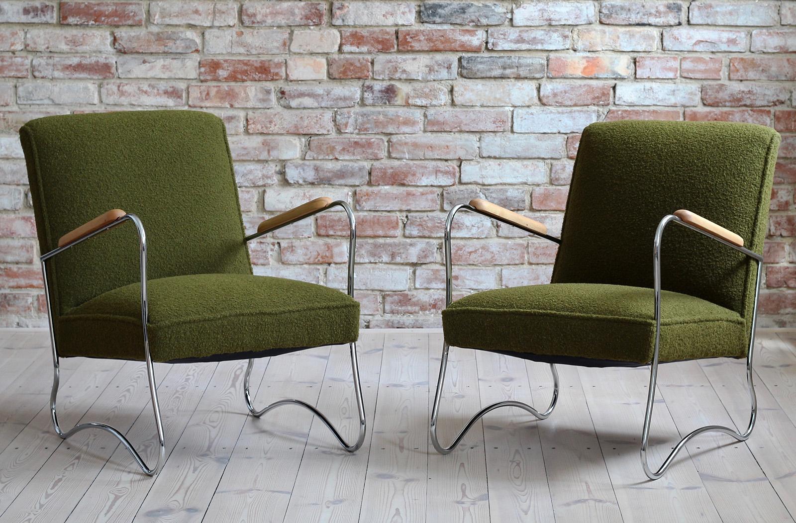 Set of 2 armchairs from Furniture Factory “Wschód” Zadziele. They were produced in 1950s in eastern Poland however the design is very much western-like and reminds of the best Bauhaus designs of 20th century. Very light in form and comfortable in