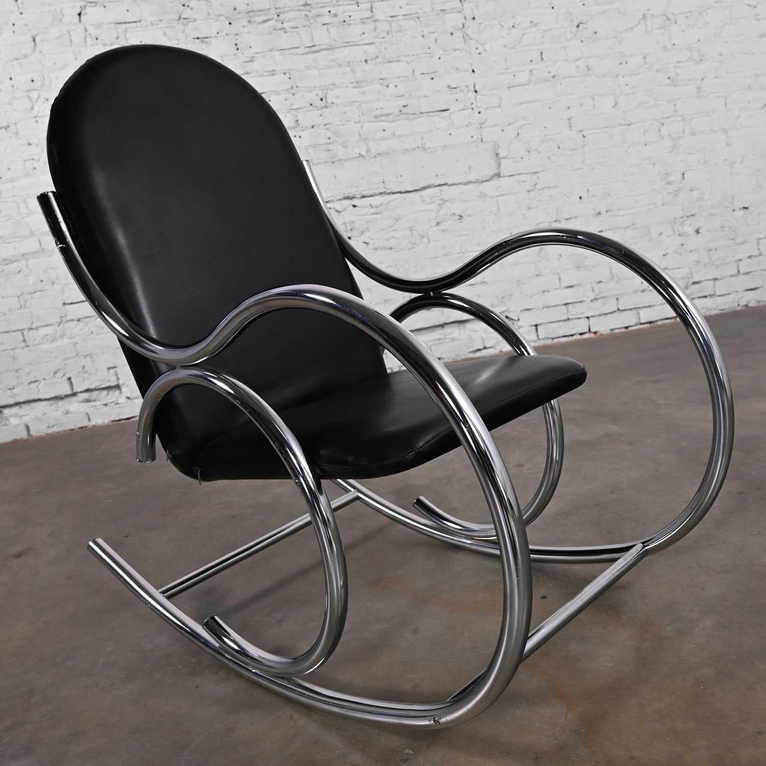 Bauhaus Style Black Vinyl & Chrome Bentwood Style Rocking Chair After Thonet For Sale 2