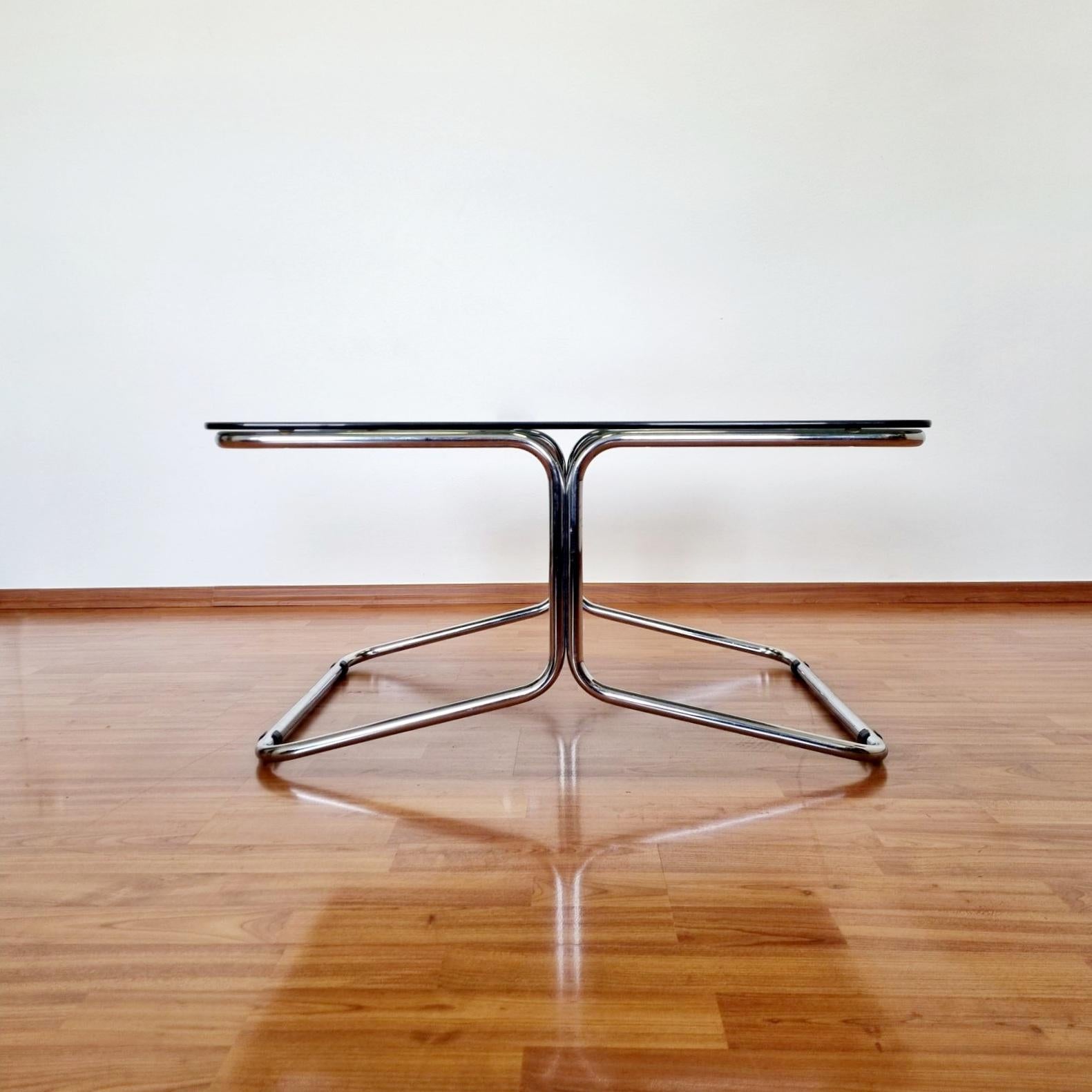 Late 20th Century Bauhaus Style Chrome and Smoked Glass Coffee Table, Italy 70s For Sale