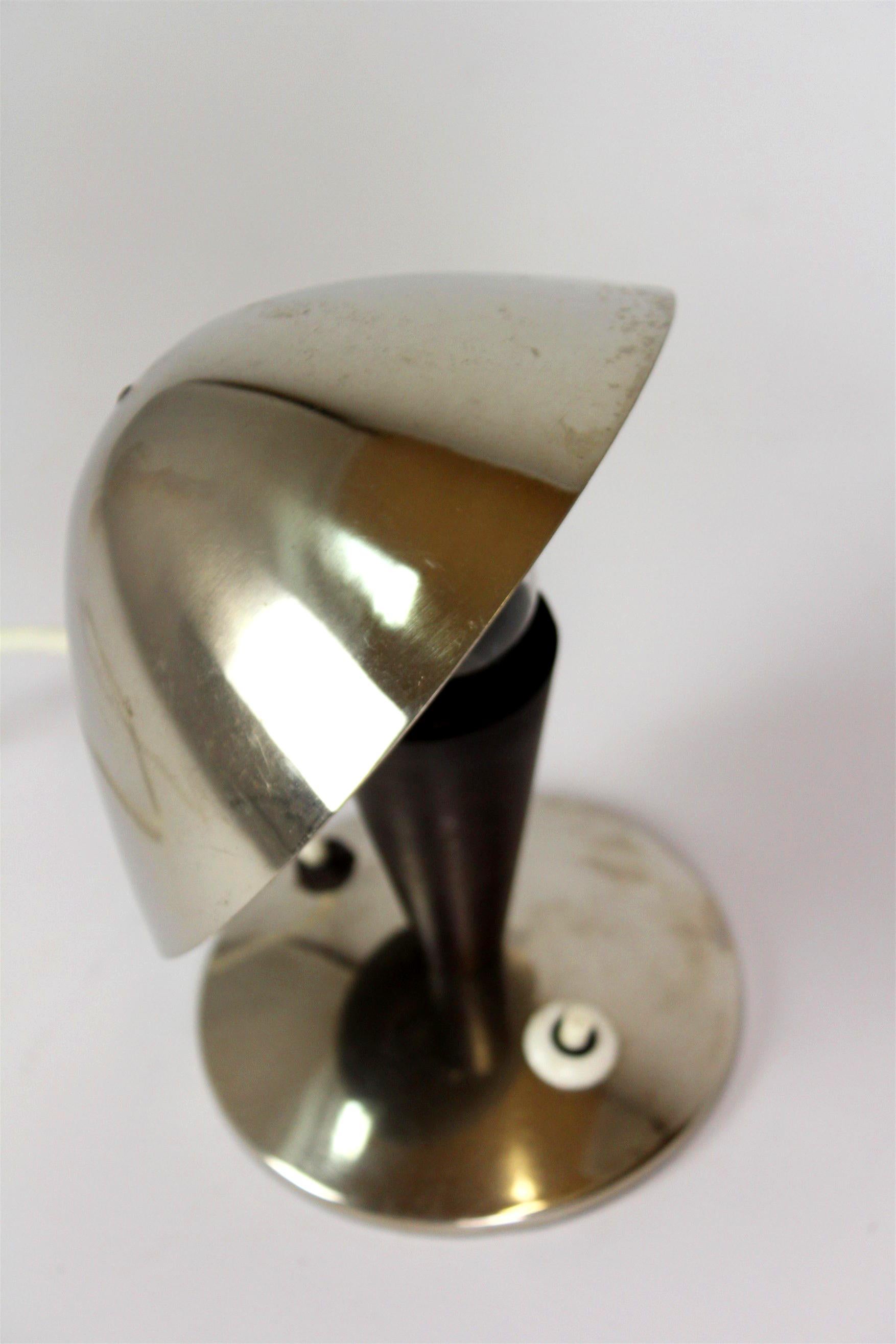 Lampe de table chromée de style Bauhaus de Esc, années 1940 2