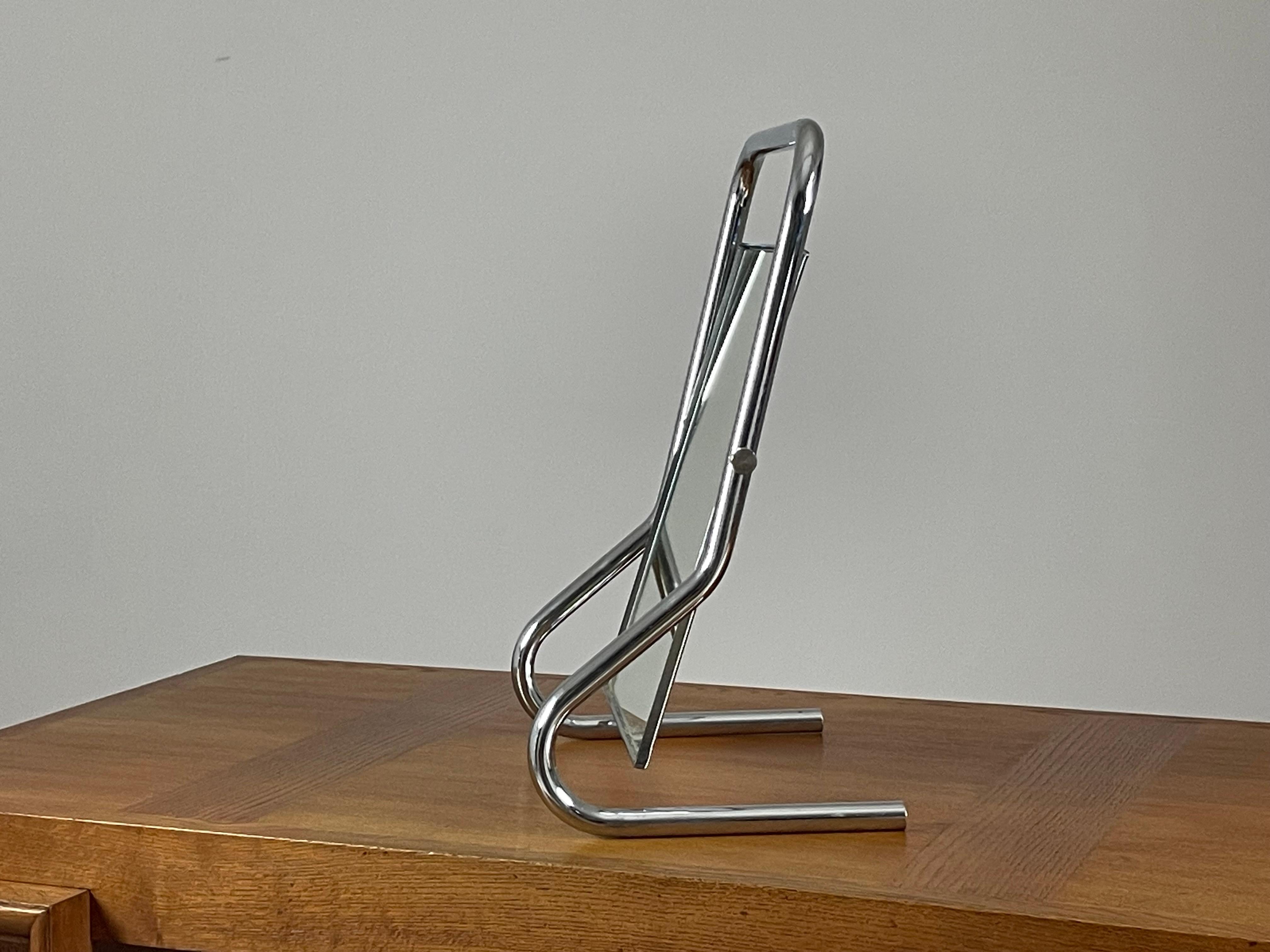 Glass Bauhaus style chrome table mirror, 1970s For Sale