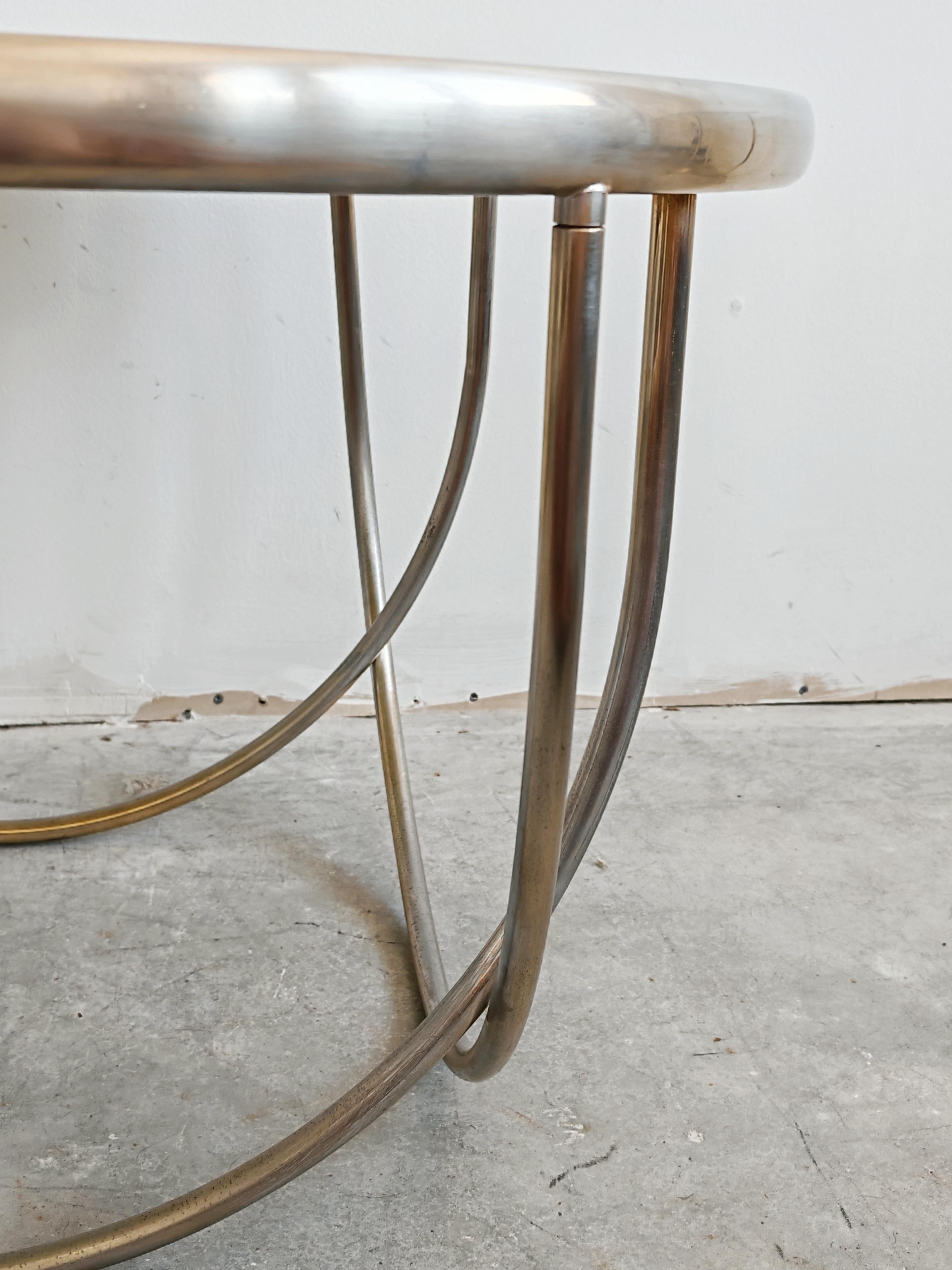 Tavolino da caffè in stile Bauhaus con base in acciaio e piano in vetro colorato, Germania anni '70 in vendita 1