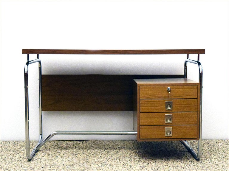 Bauhaus Style Desk, 1960's Italian Production For Sale at 1stDibs