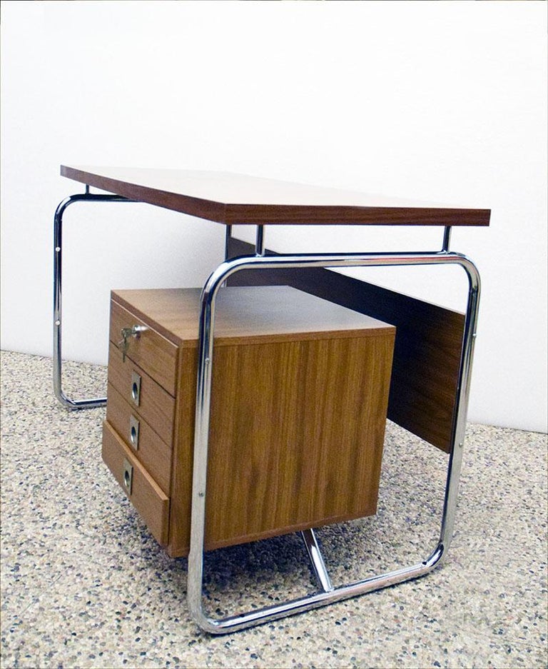 Bauhaus Style Desk, 1960's Italian Production For Sale at 1stDibs
