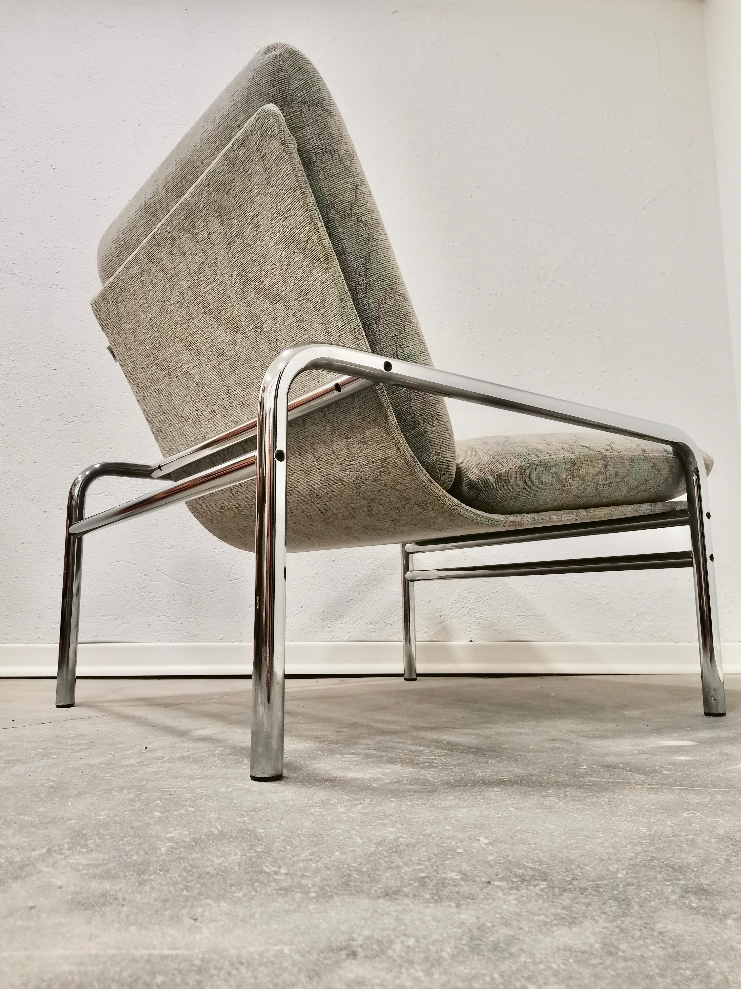 Bauhaus style Lounge Chair, 1980s For Sale 6