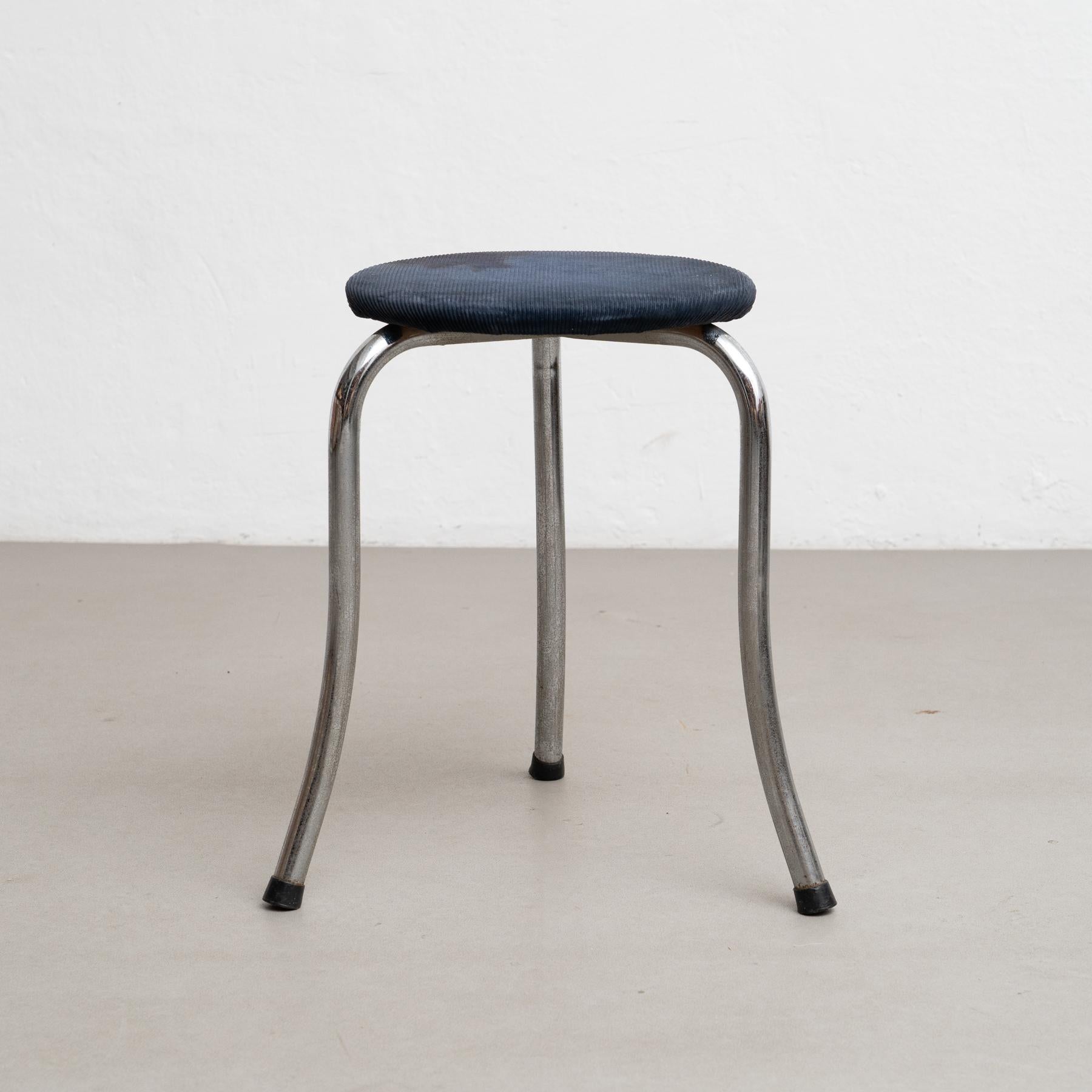 Bauhaus-Style Low Stool - Germany, 1940s In Good Condition For Sale In Barcelona, ES