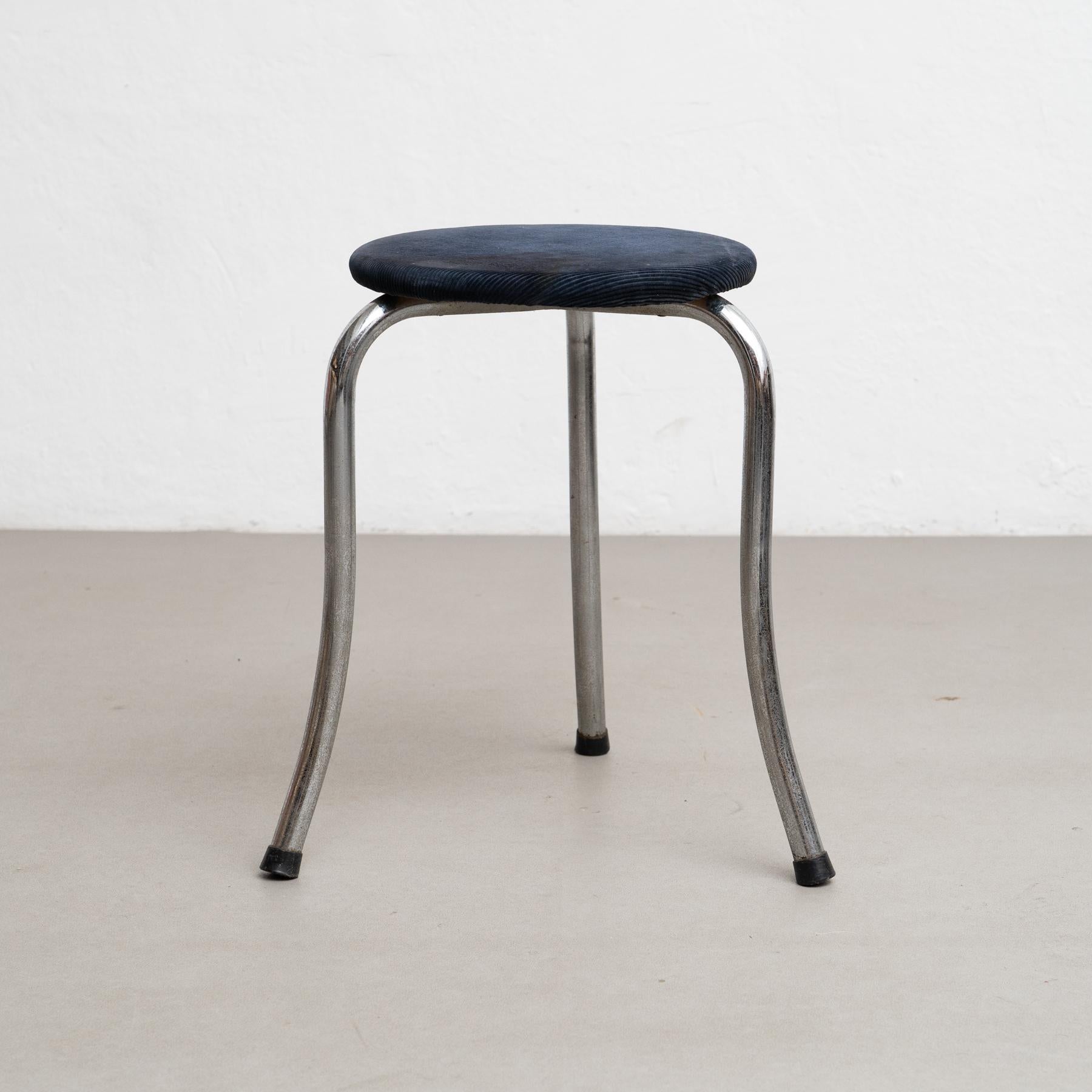 Bauhaus-Style Low Stool - Germany, 1940s For Sale 2