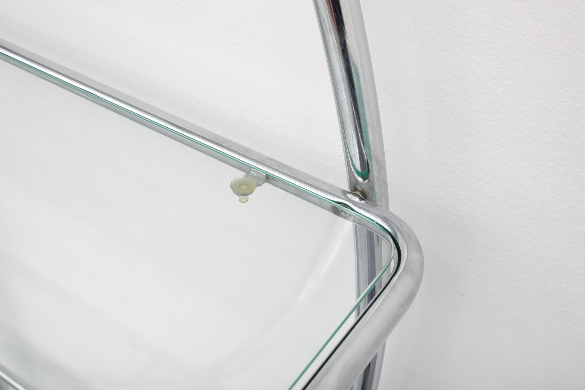 Étagère tubolare rotonda in cromo e vetro in stile Bauhaus, metà del XX secolo in vendita 9
