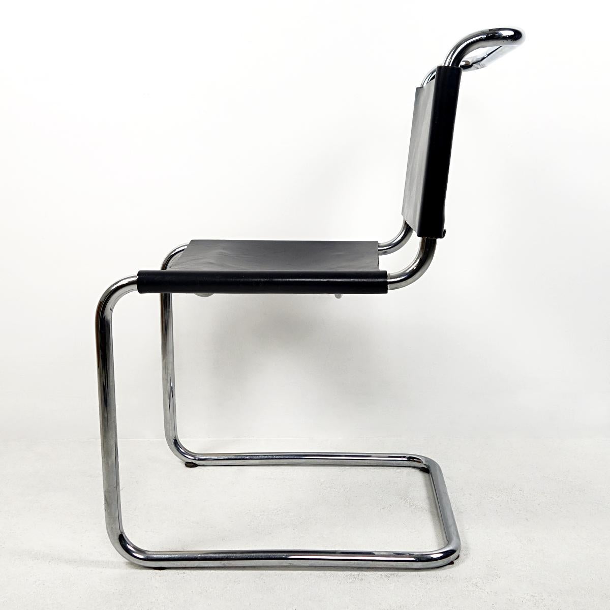 Italian Bauhaus Style Set of 4 Spoleto Chairs by Ufficio Tecnico for Knoll International For Sale